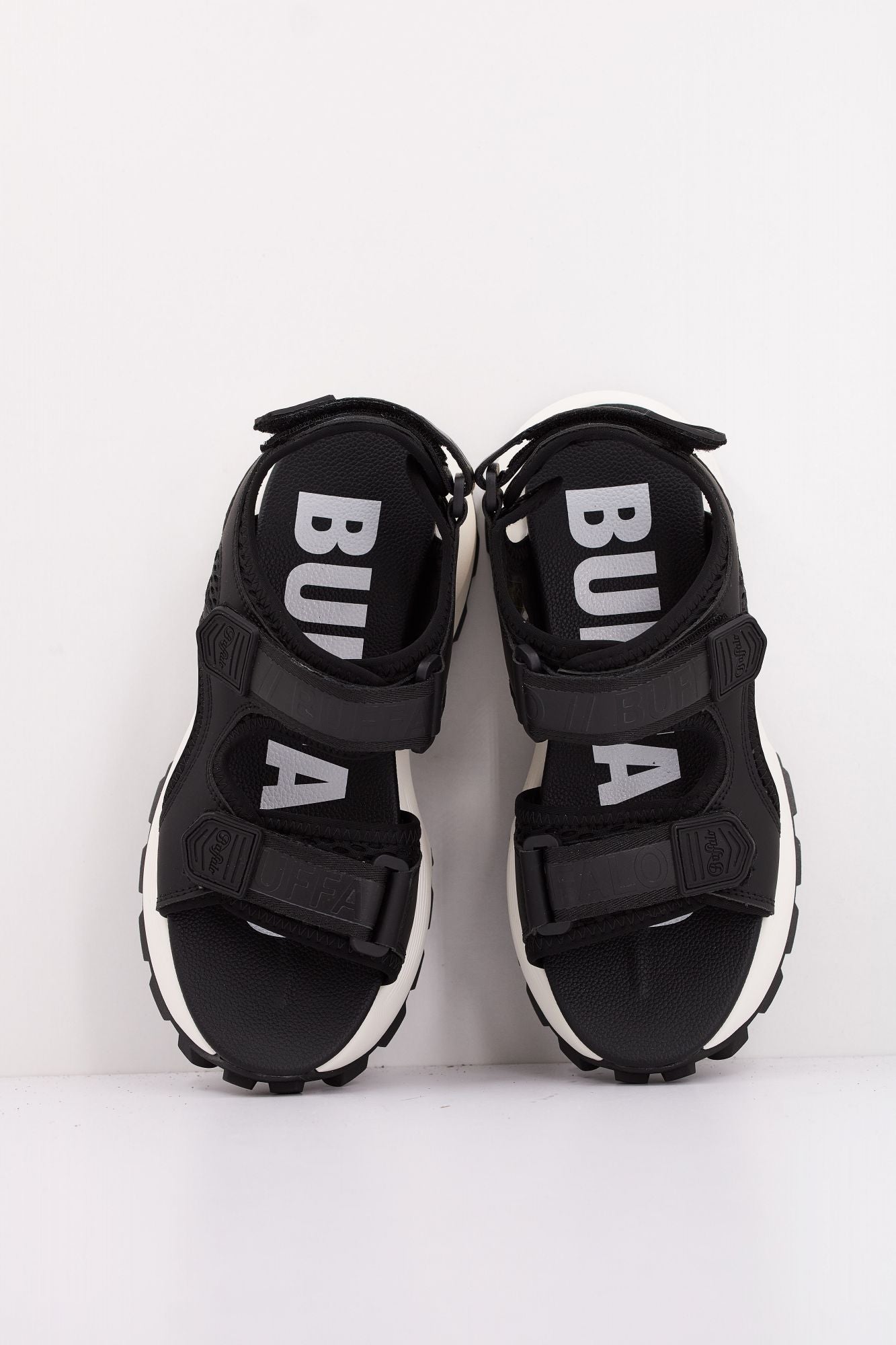 BUFFALO MANHATTEN SND en color NEGRO (3)