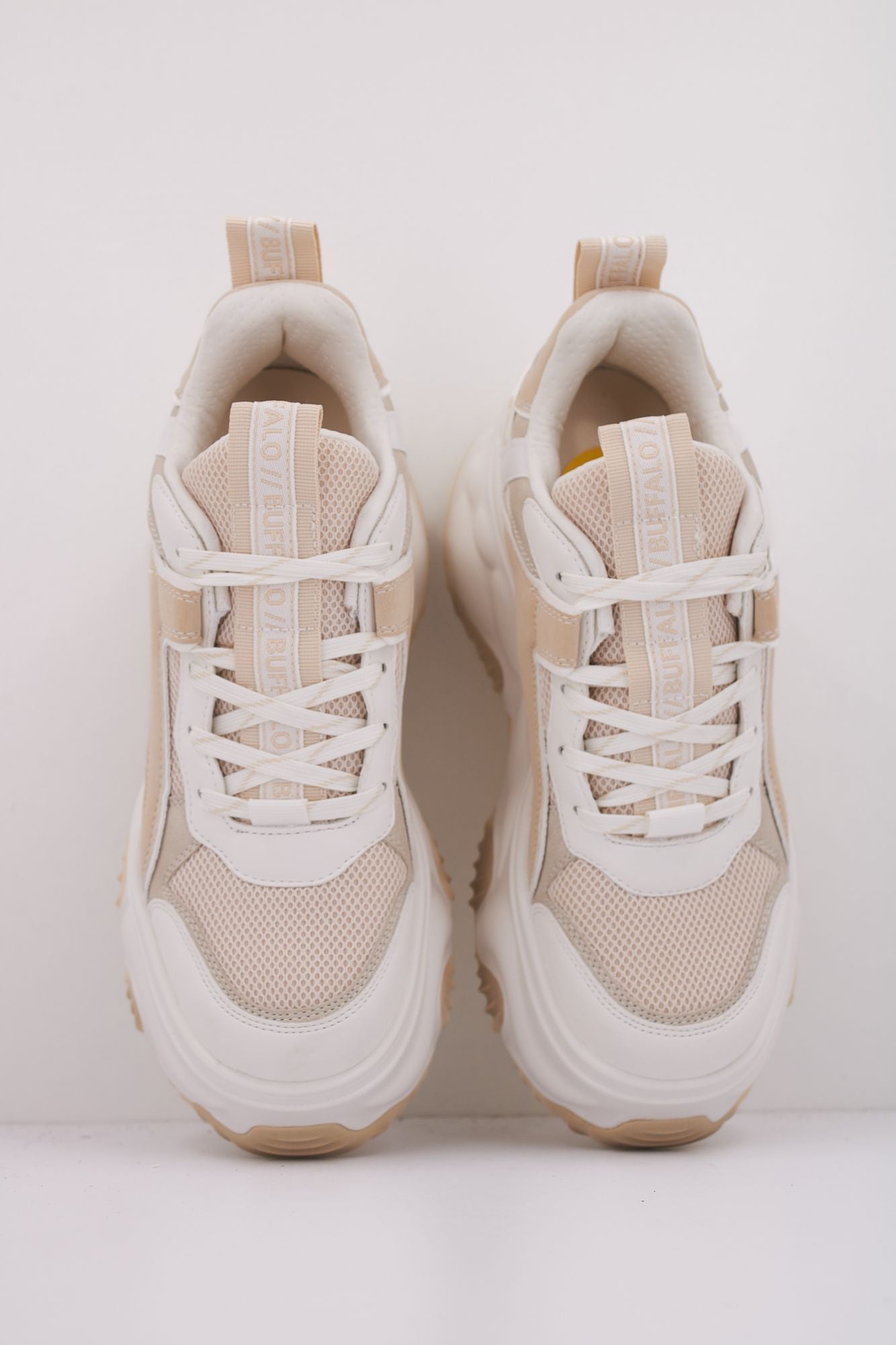 BUFFALO BLADER MATCHA en color BEIS (3)