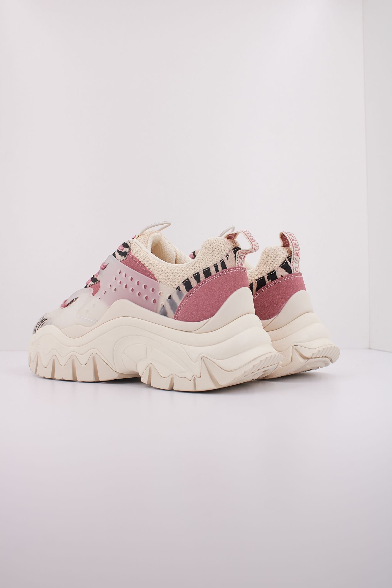 BUFFALO TRAIL ONE en color BEIS (4)