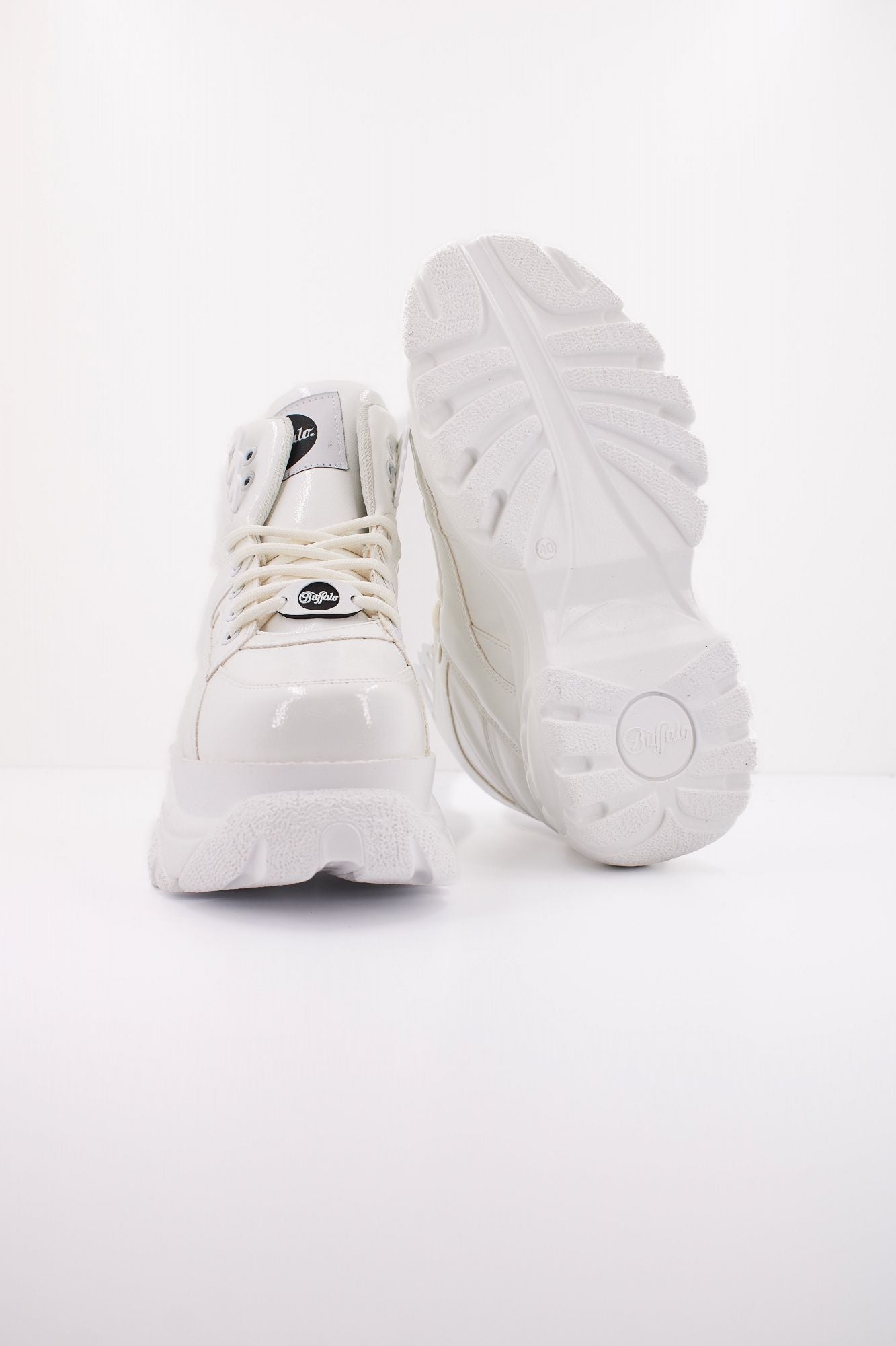 BUFFALO 1340-14 2.0 en color BLANCO (5)