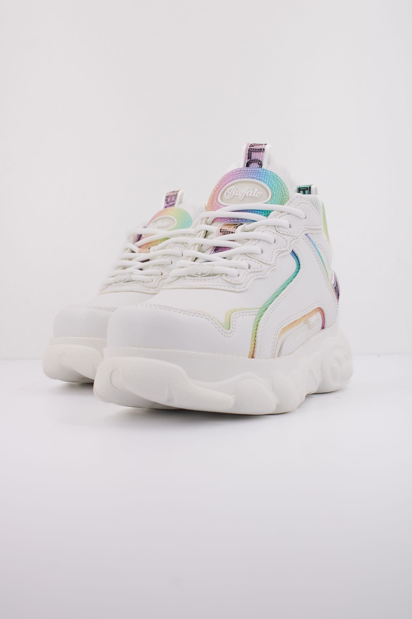 BUFFALO CLD CHAI en color BLANCO (2)