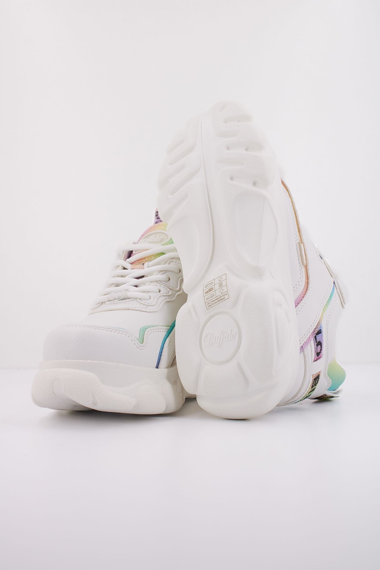 BUFFALO CLD CHAI en color BLANCO (5)