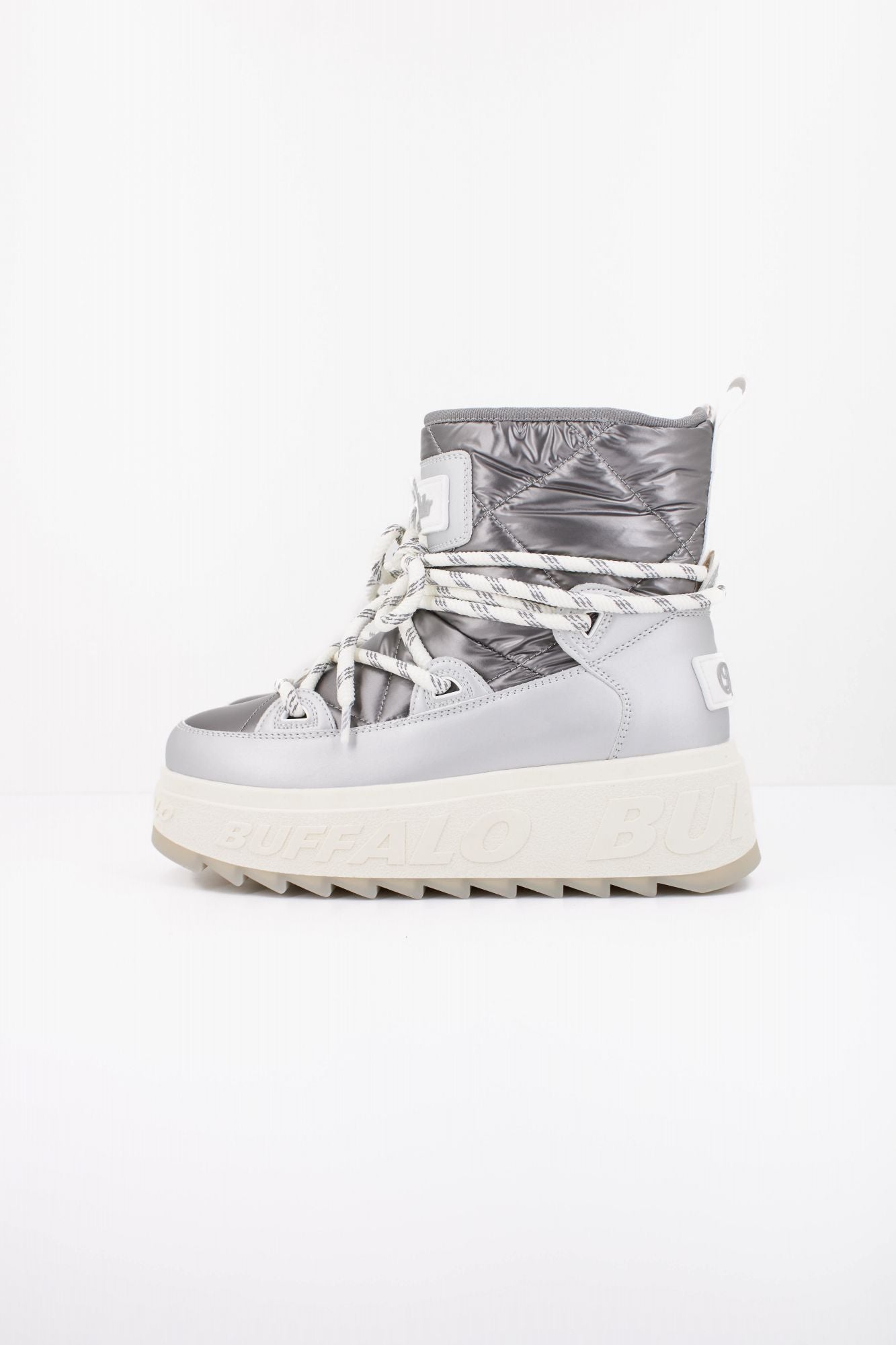 BUFFALO ELIZA SNOW BOOT en color PLATA (1)