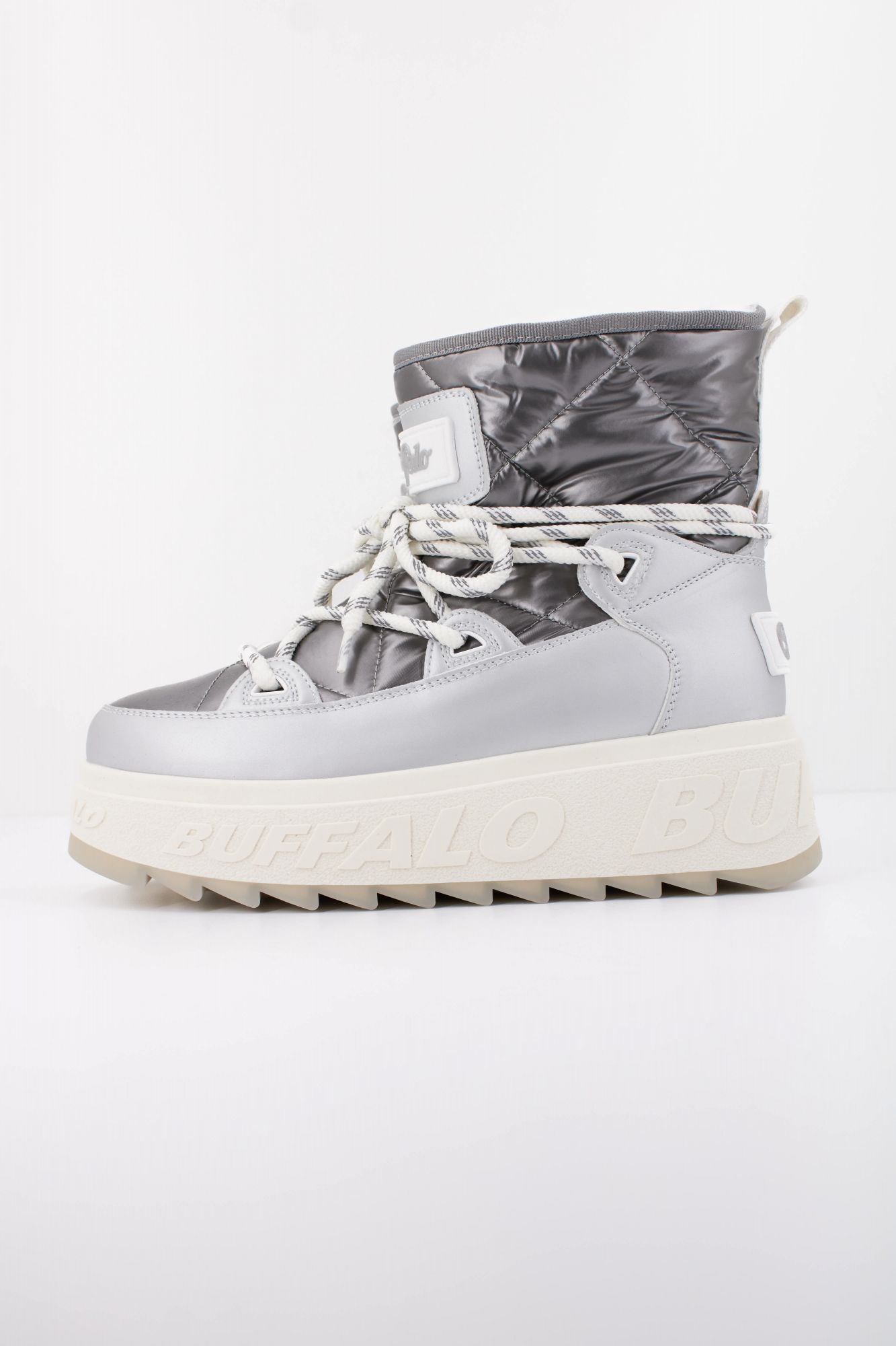 BUFFALO ELIZA SNOW BOOT en color PLATA (1)
