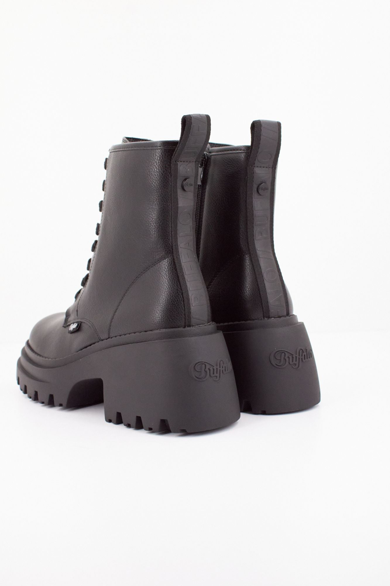 BUFFALO BRAVR LACE UP en color NEGRO (4)