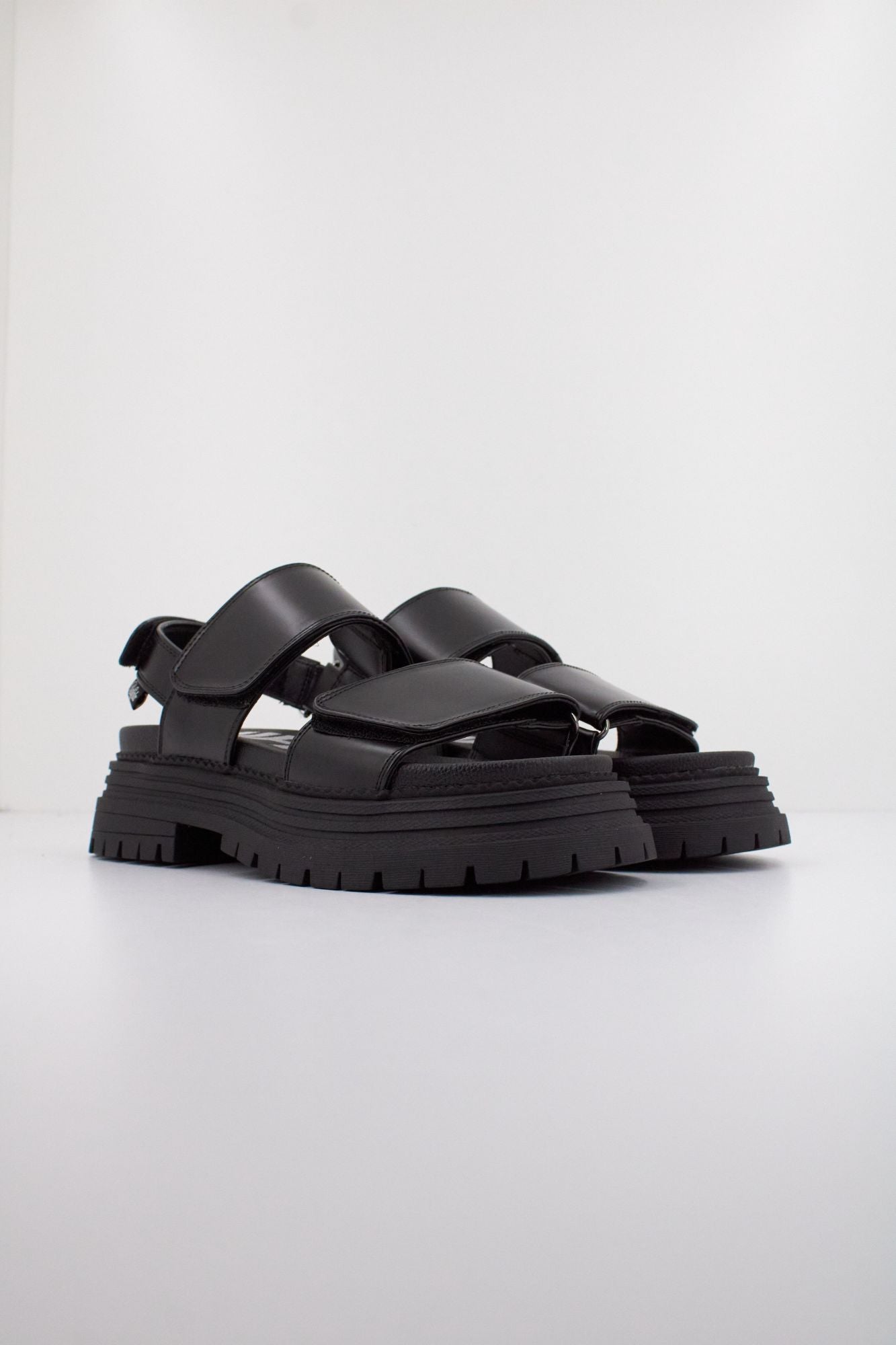 BUFFALO LENNOX SND en color NEGRO (2)