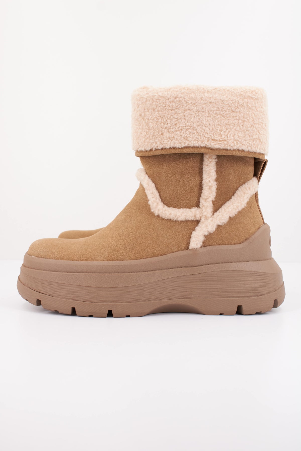BUFFALO OLYMPIA FOLD BOOT WAR en color MARRON CLARO (1)