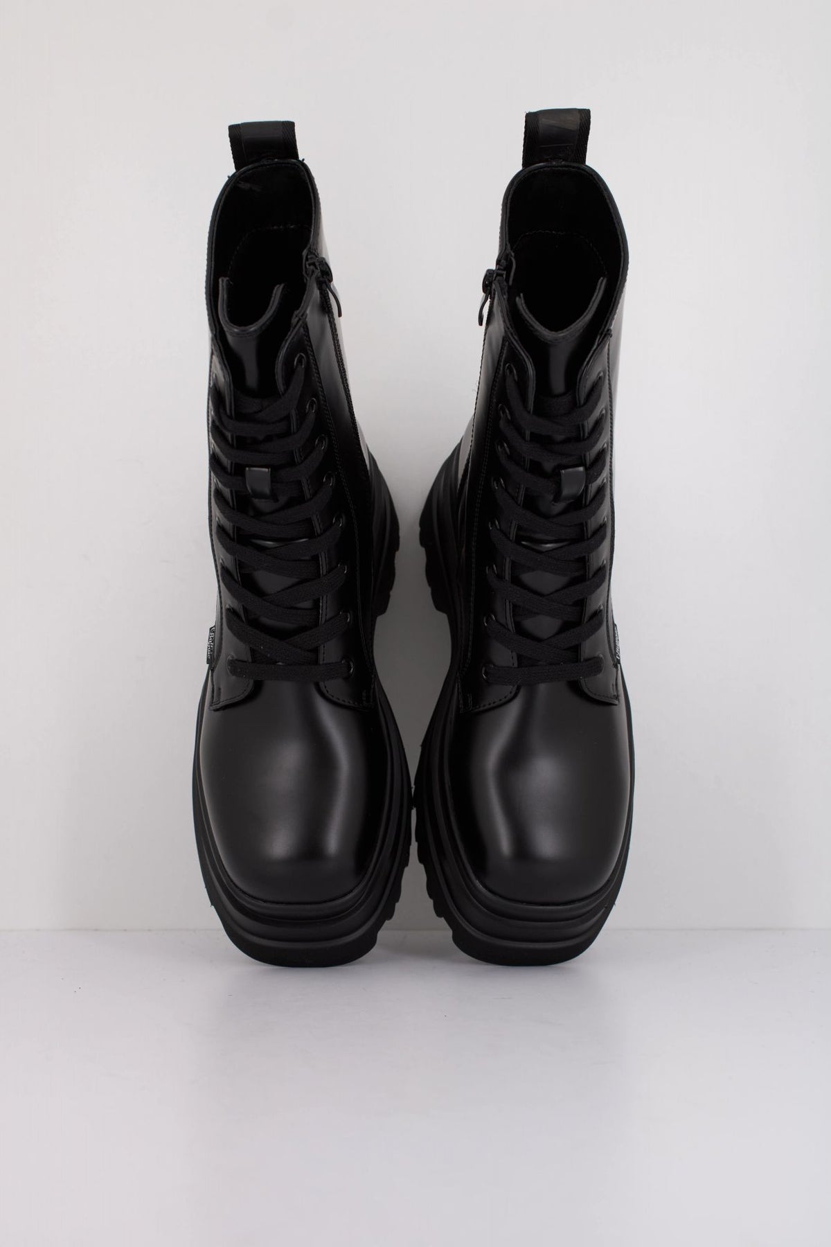 BUFFALO JUPITER LACE UP MID en color NEGRO (5)