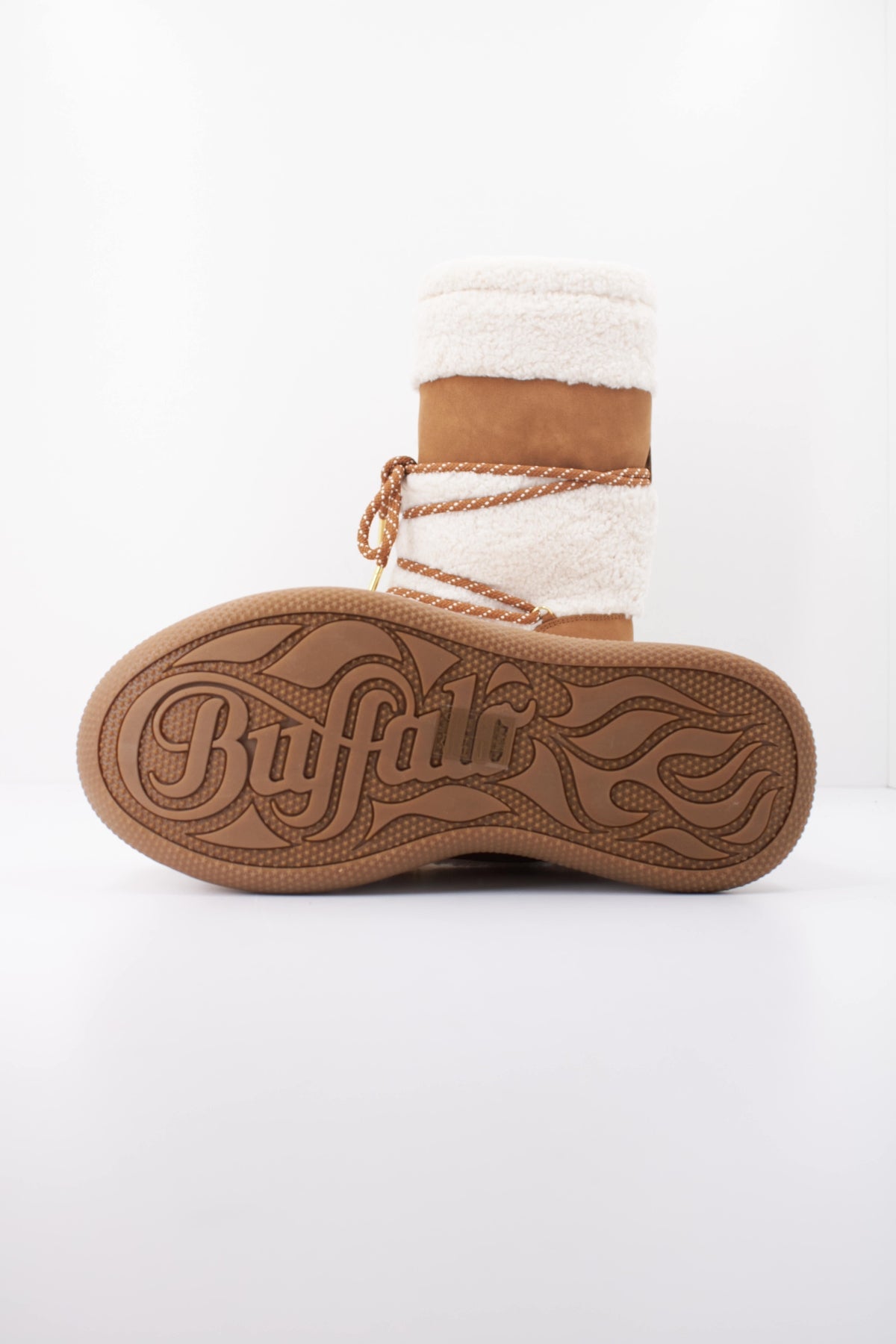BUFFALO ORCUS SNOW HI 18355B en color MARRON CLARO (5)