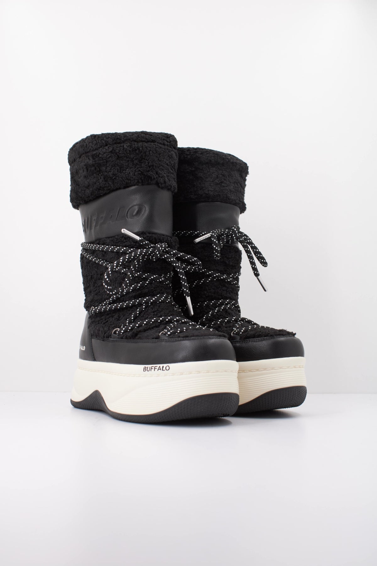 BUFFALO ORCUS SNOW HI en color NEGRO (2)
