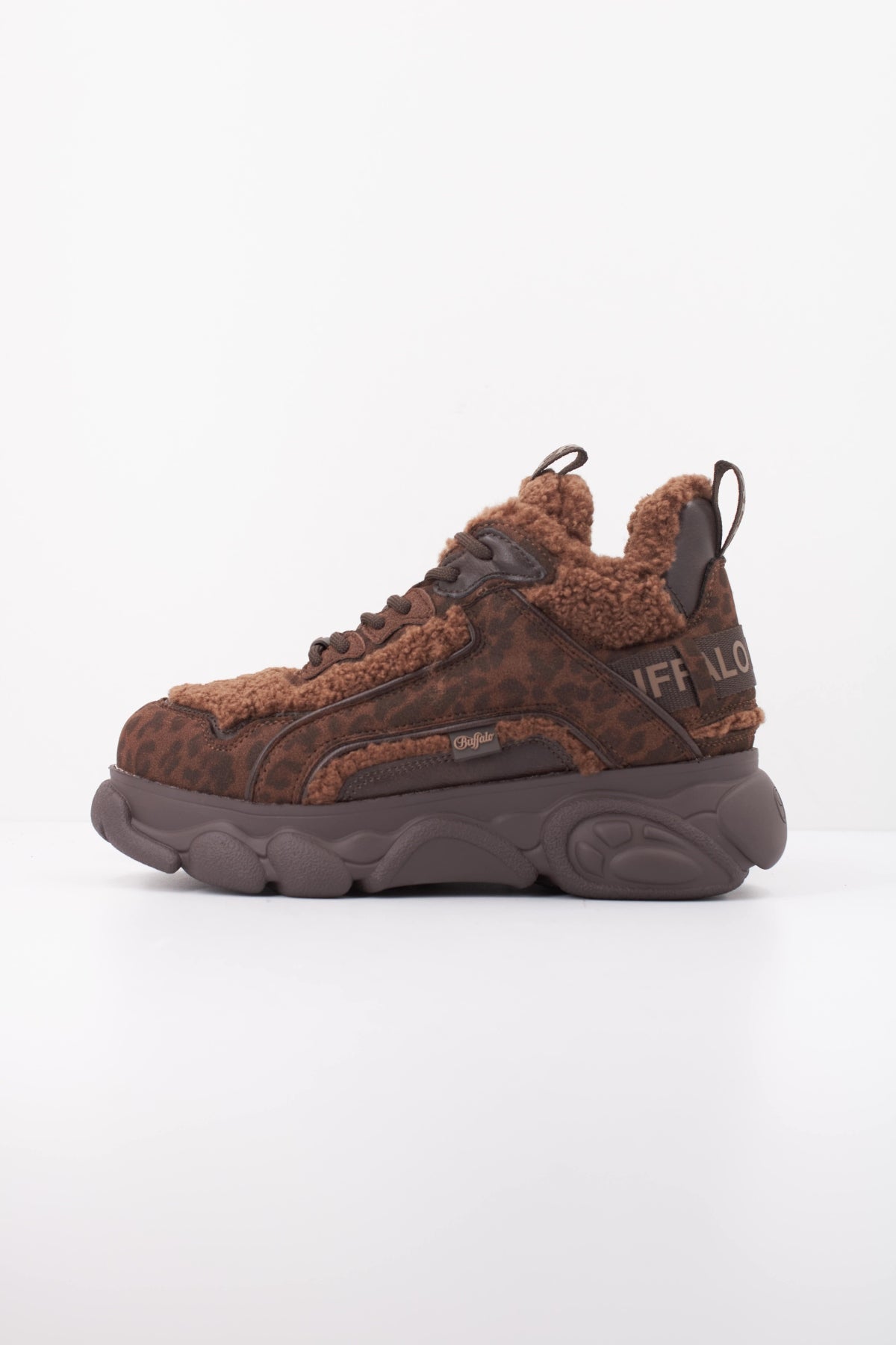 BUFFALO CLD CHAI WARM en color MARRON (1)