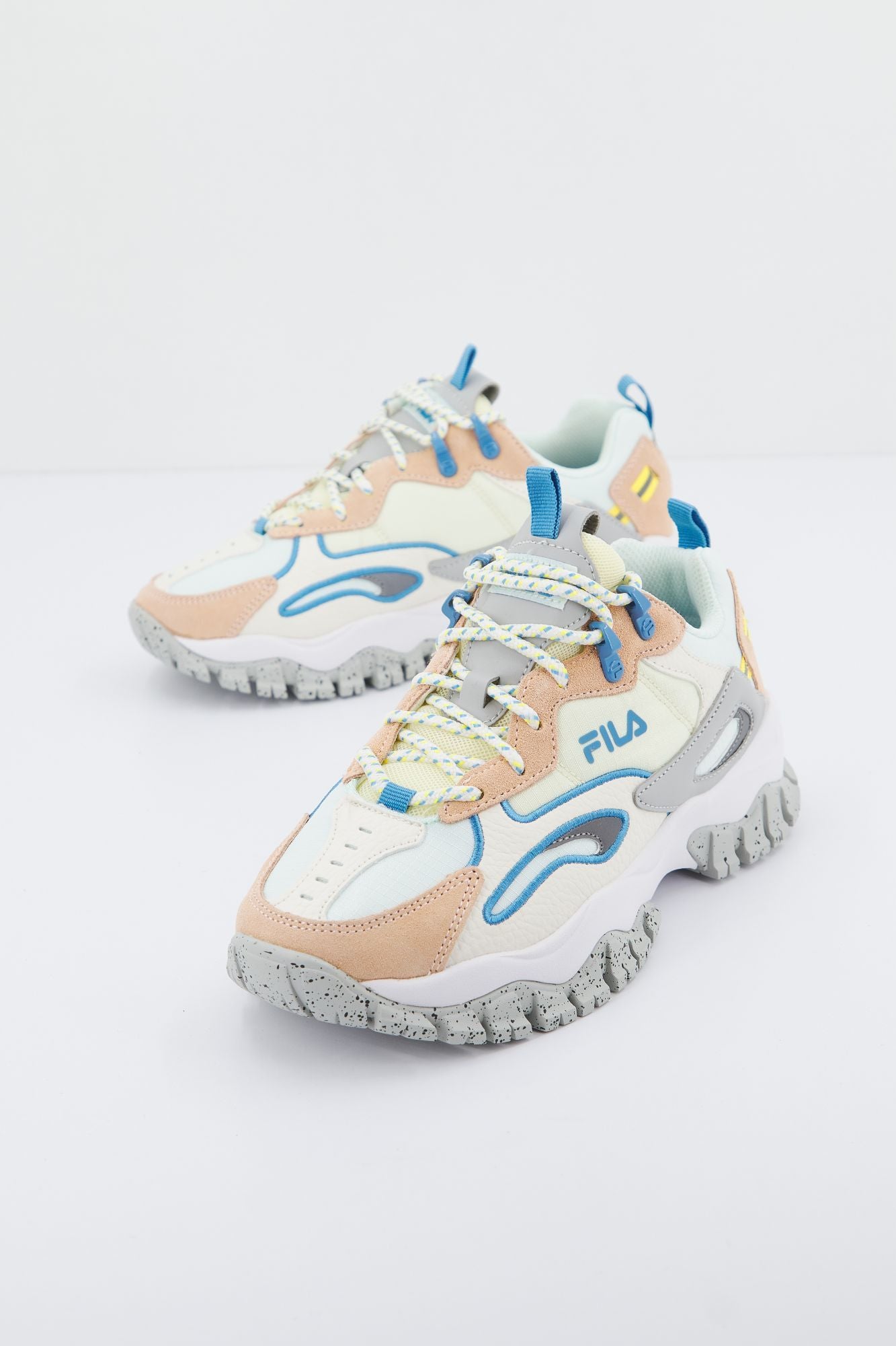 FILA RAY TRACER TR2 WMN en color MULTICOLOR (2)