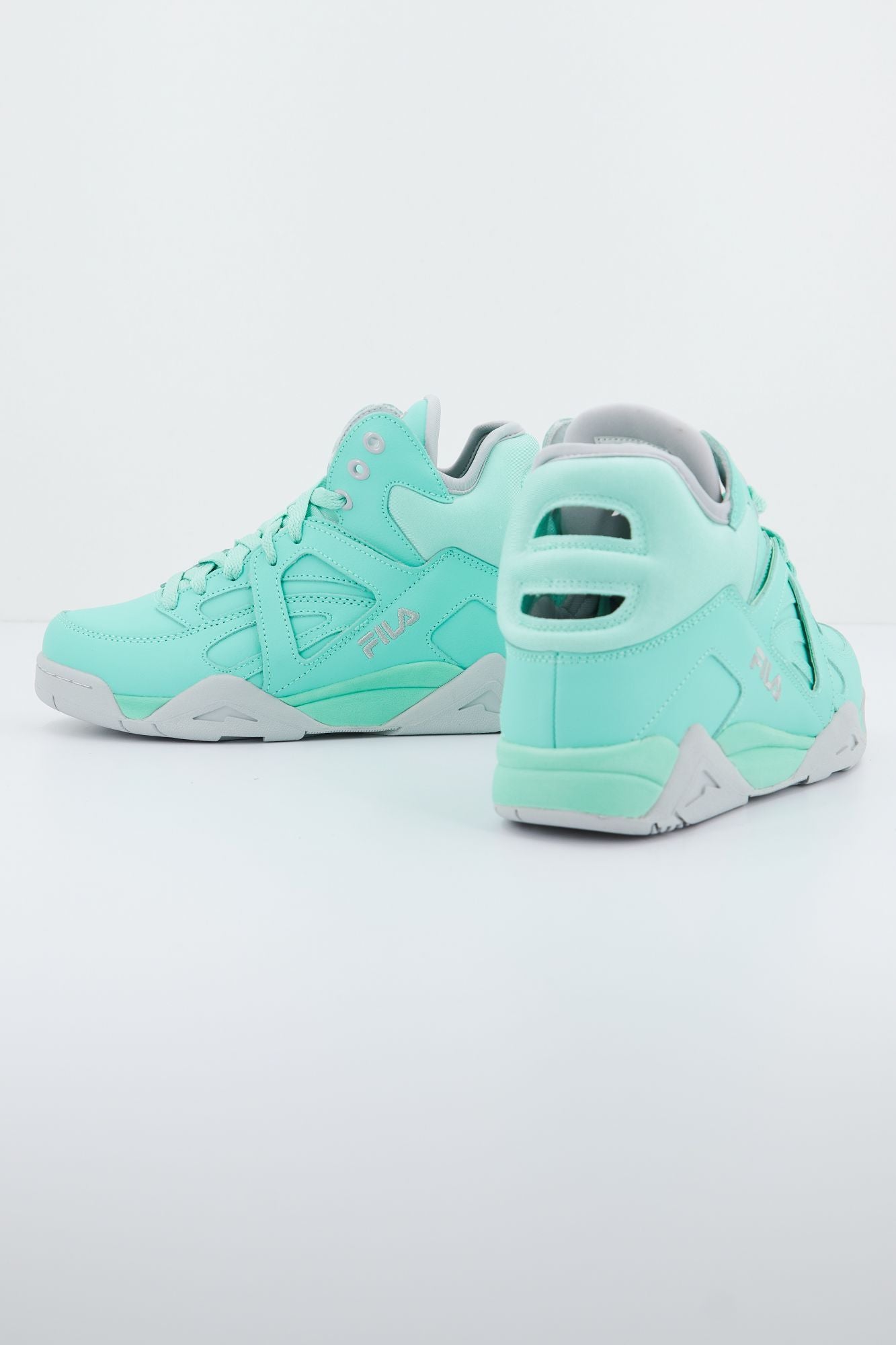 FILA CAGE MID WMN en color VERDE (1)