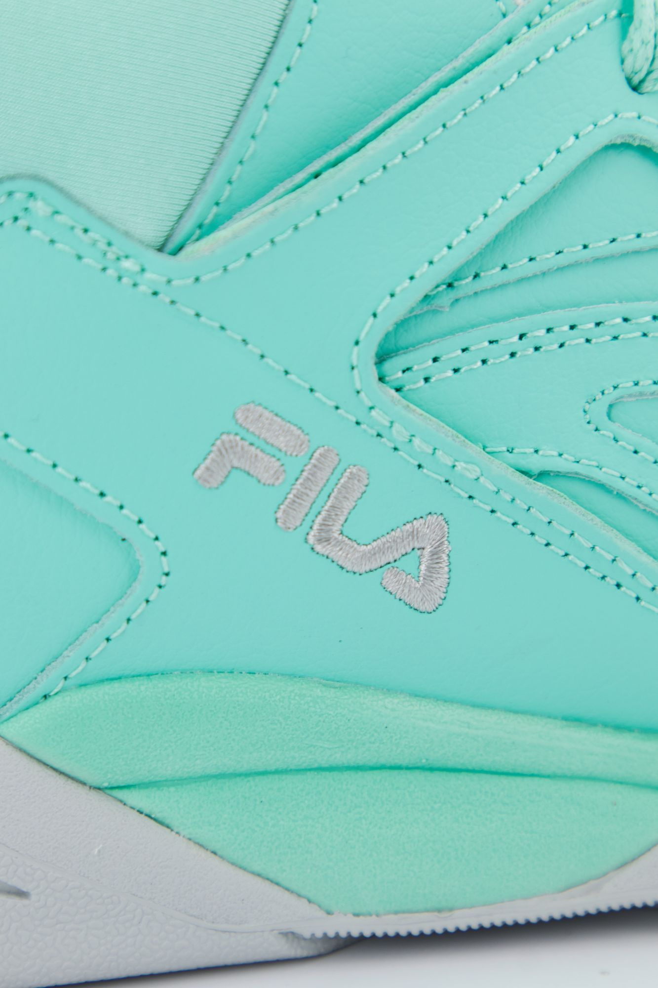 FILA CAGE MID WMN en color VERDE (4)