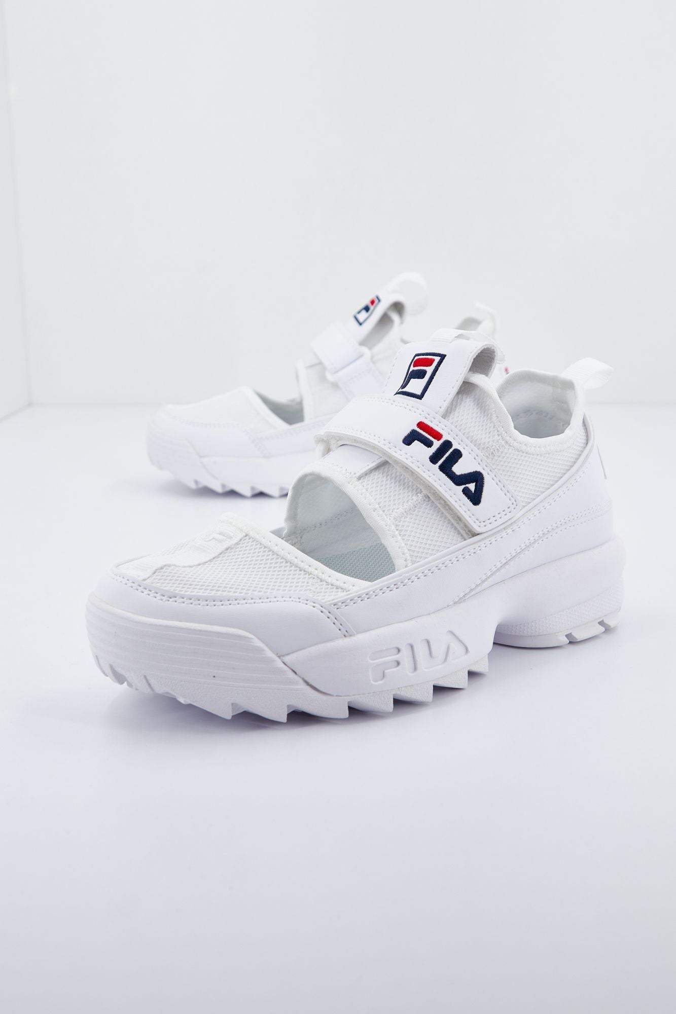 FILA DISRUPTOR en color BLANCO (1)