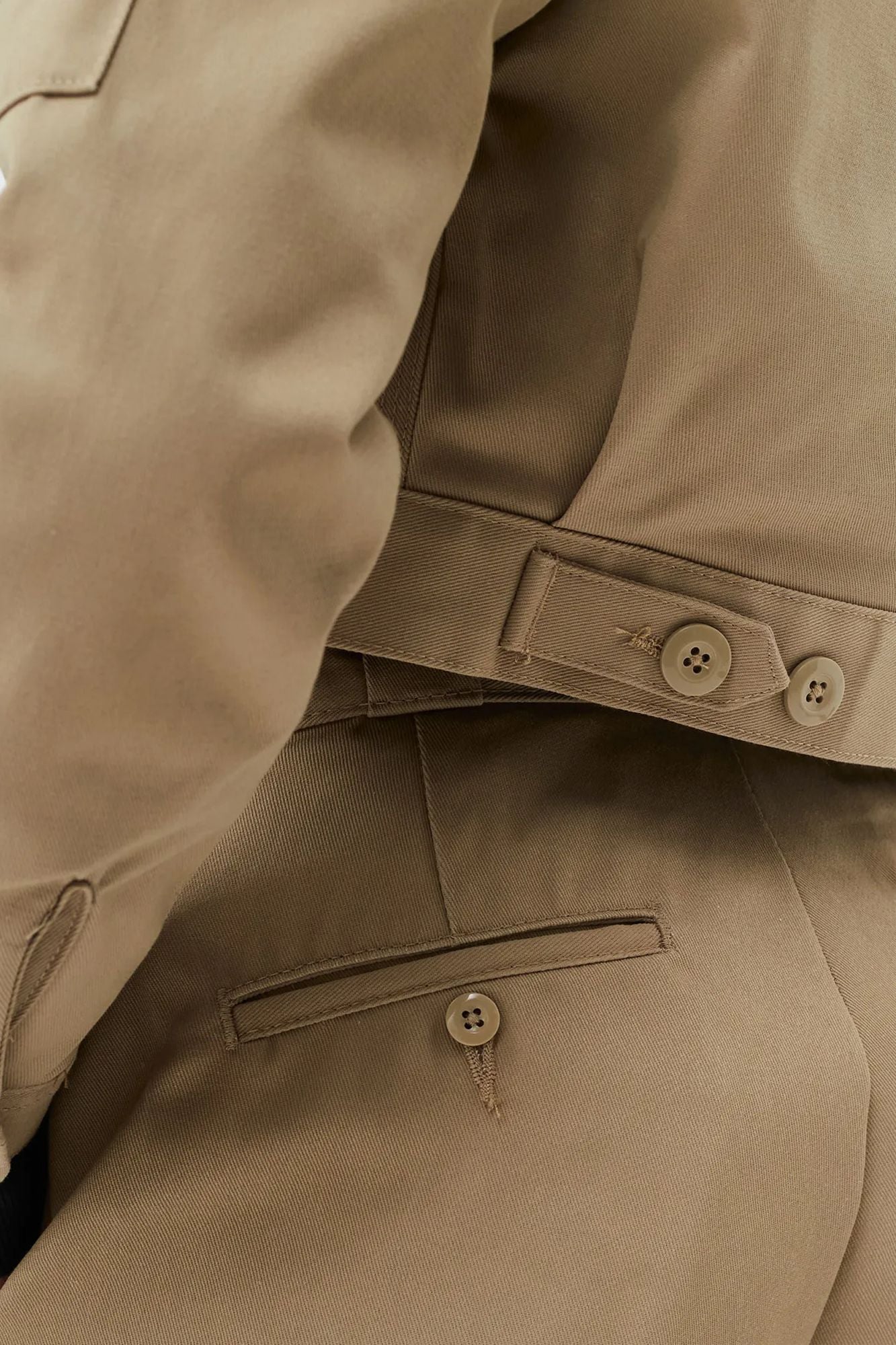 DICKIES W UNLINED CROPPED EISE en color VERDE (4)