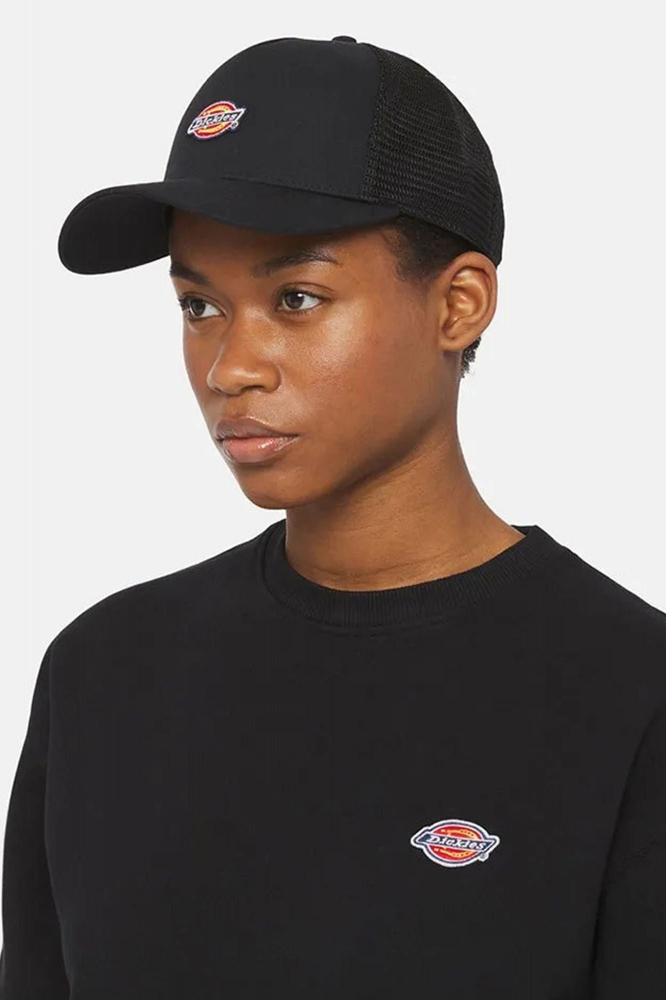 DICKIES HANSTON TRUCKER en color NEGRO (5)