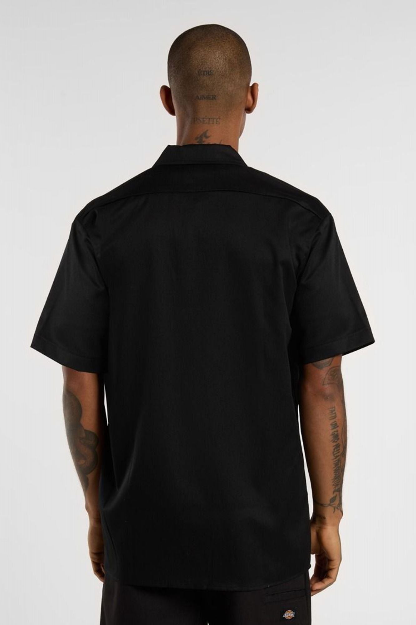 DICKIES WORK SHIRT SS REC BLAC en color NEGRO (3)