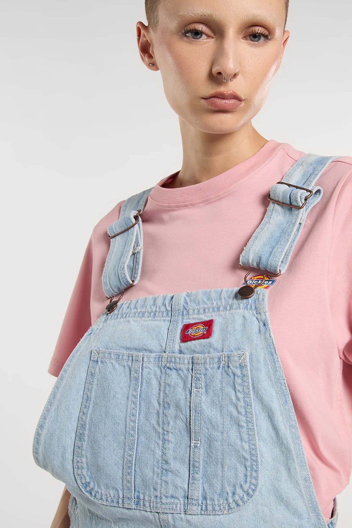 DICKIES LOOSE DENIM BIB W FOG en color AZUL (4)
