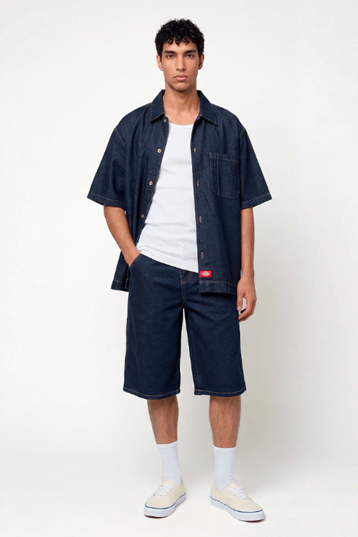 DICKIES DENIM SHIRT SS en color AZUL (3)