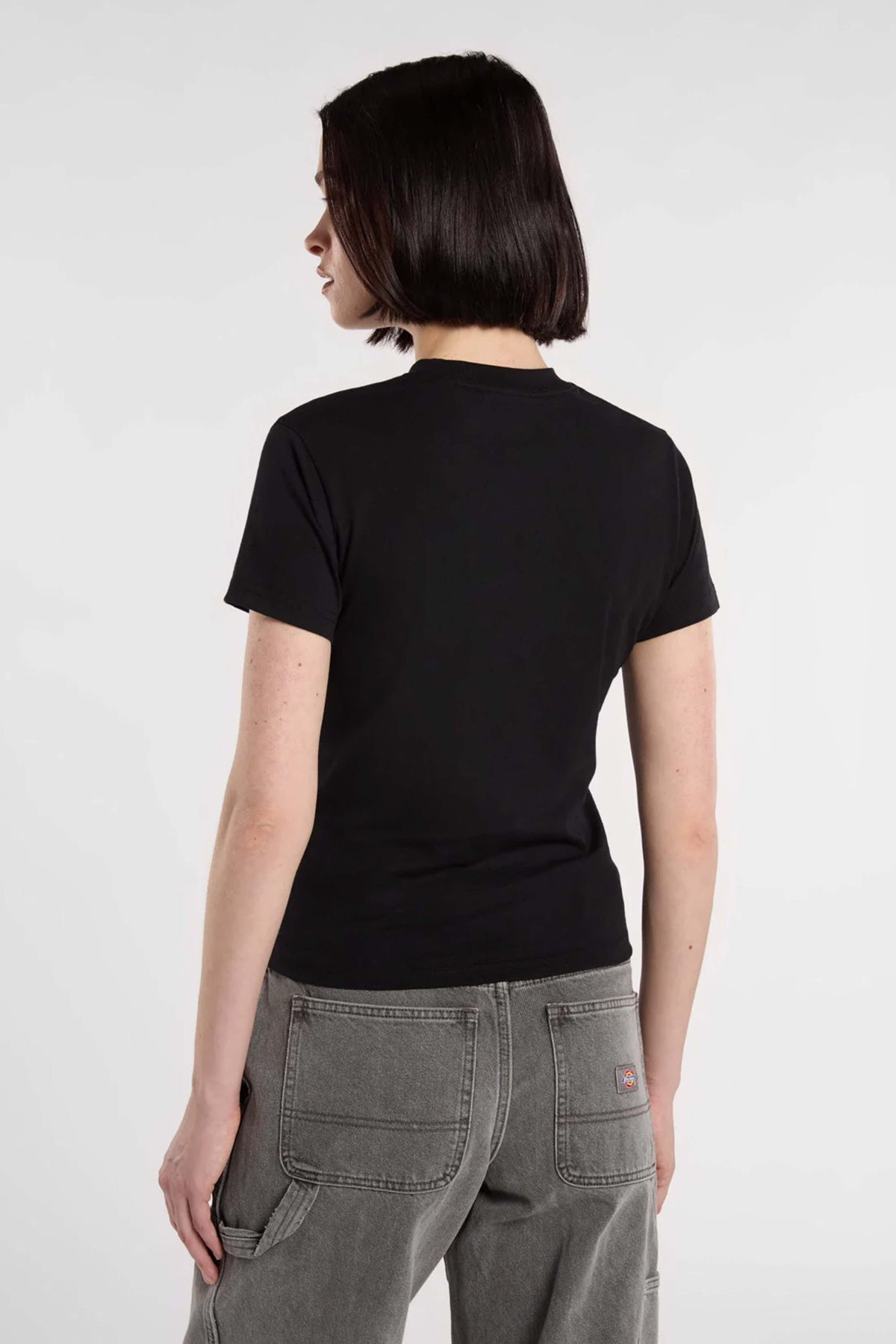 DICKIES WILLISTON TEE SS W en color NEGRO (2)