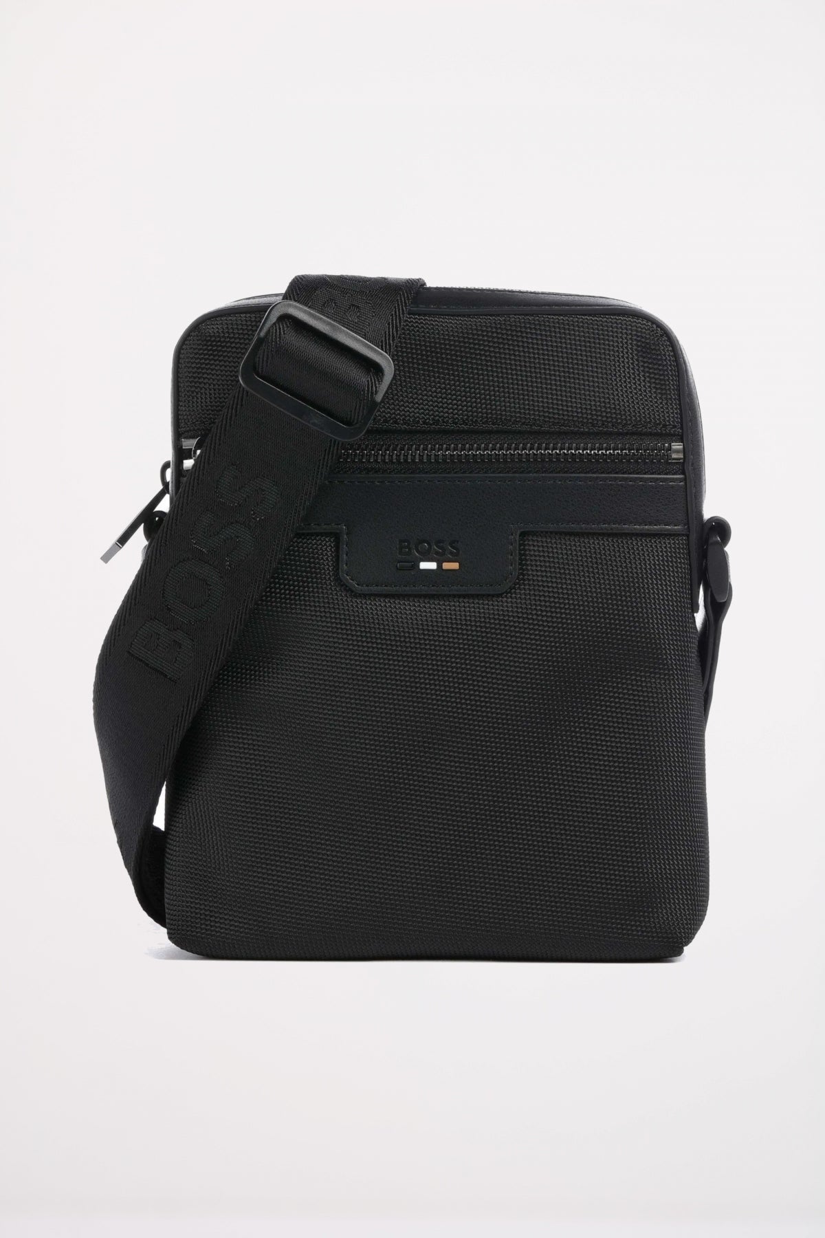 HUGO BOSS RAY N NS ZIP en color NEGRO (1)