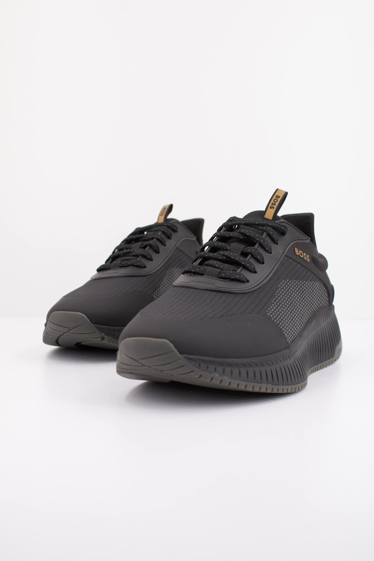 BOSS TTNM EVO RUNN RSMH en color NEGRO (2)