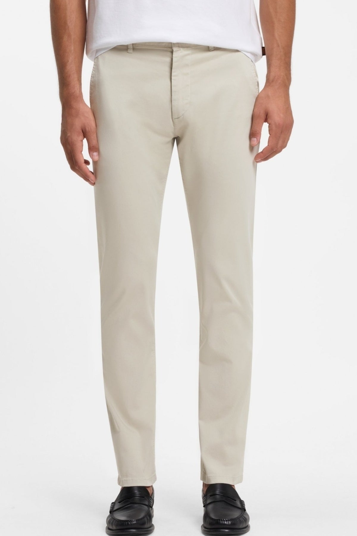BOSS 50510933HB CHINO SLIM en color BEIS (1)