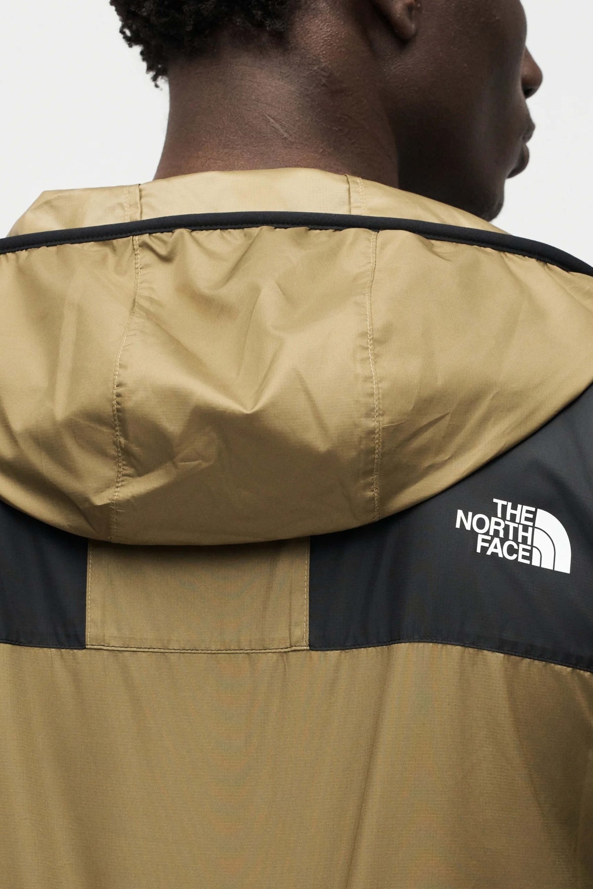 THE NORTH FACE SEASONAL MOUNTAIN JACKET NF0A5IG32EL1 en color MARRON (2)