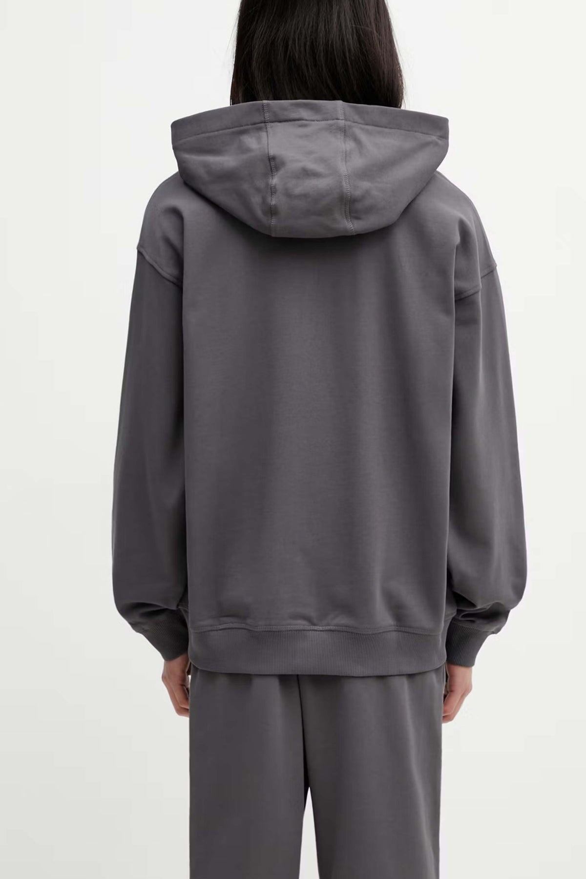 THE NORTH FACE ESSENTIAL NF0A8GQGRHI1 en color GRIS (2)