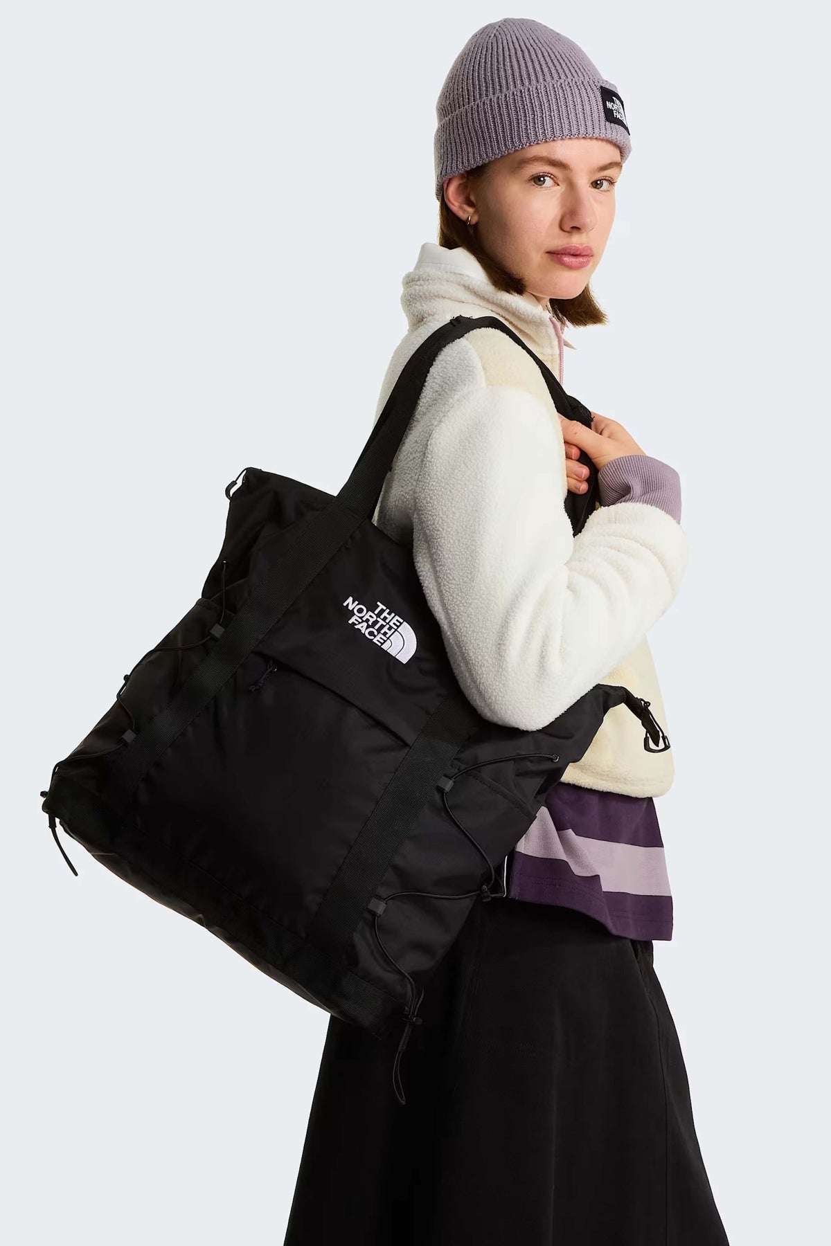 THE NORTH FACE TOTE en color NEGRO (1)