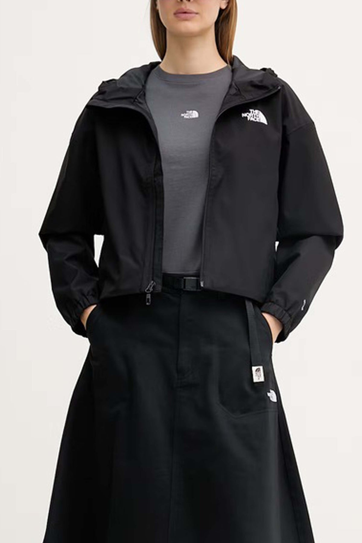 THE NORTH FACE NF0A8GR1RHI1 en color GRIS (1)