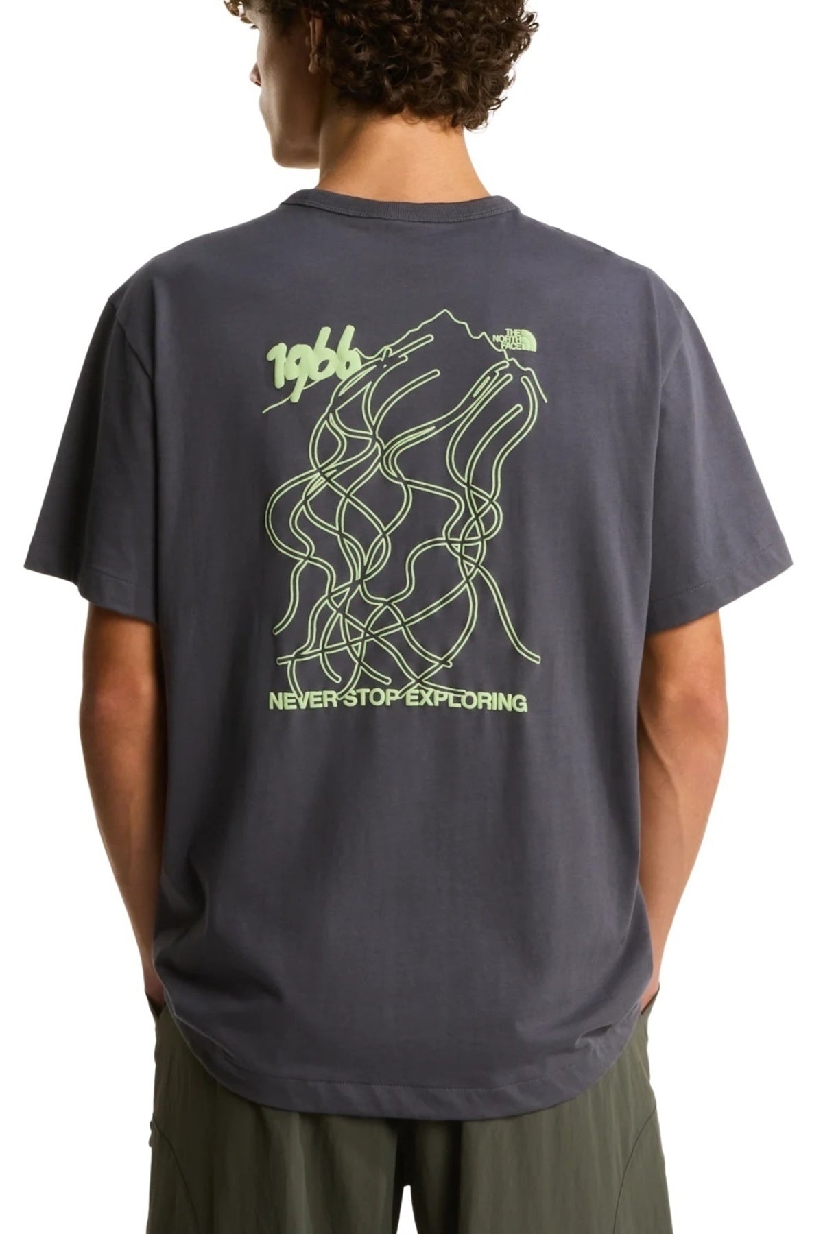 THE NORTH FACE U NSE SLOPES RLX SS TEE en color GRIS (2)