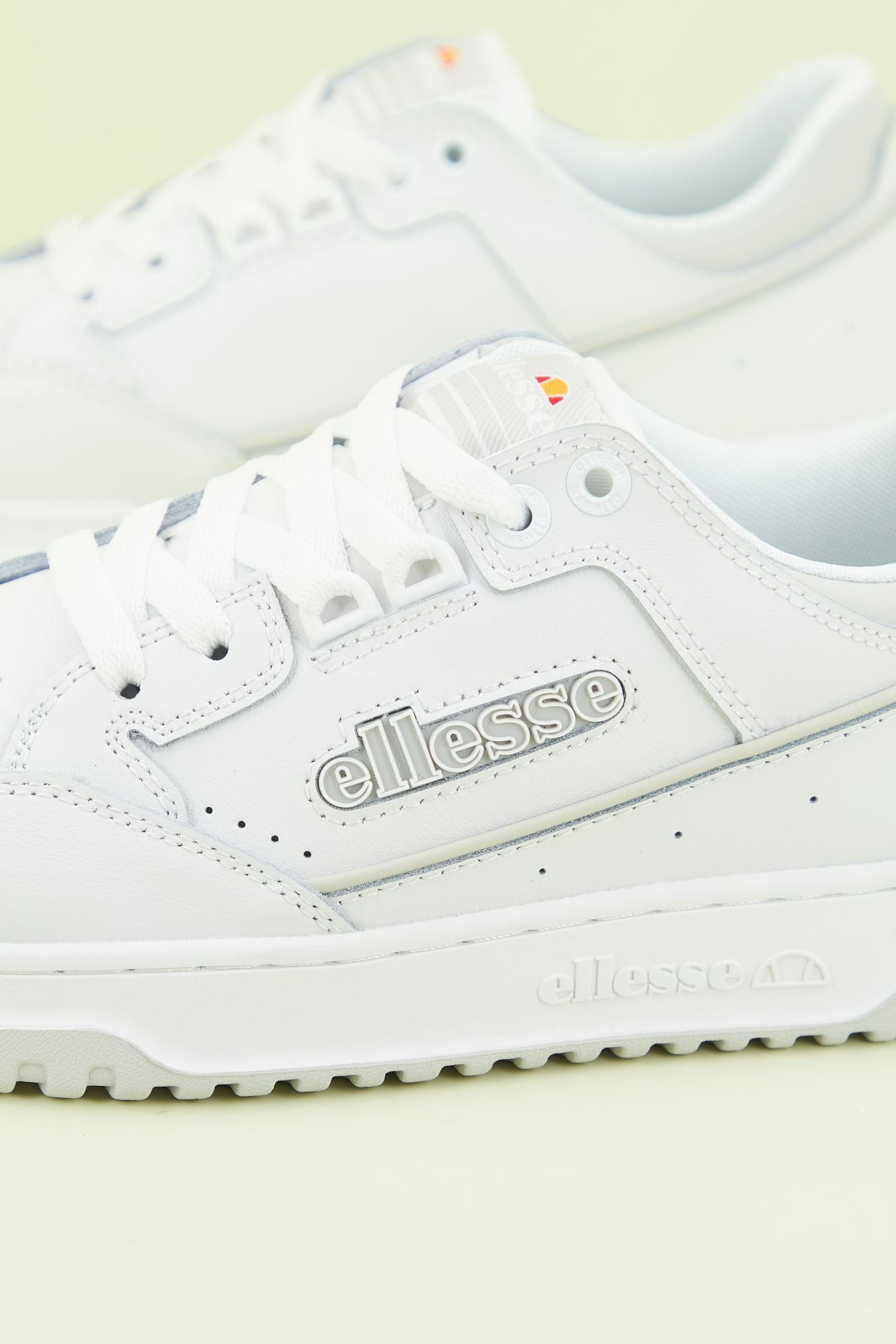 ELLESSE LS987 CUPSOLE en color BLANCO (4)