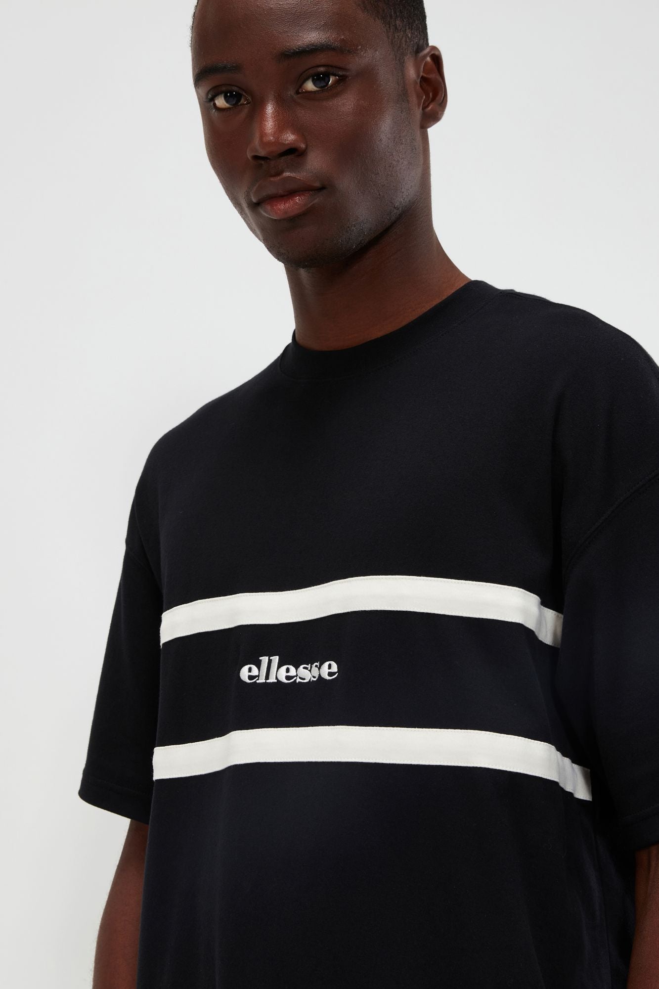 ELLESSE ROCAZZI TEE en color NEGRO (3)