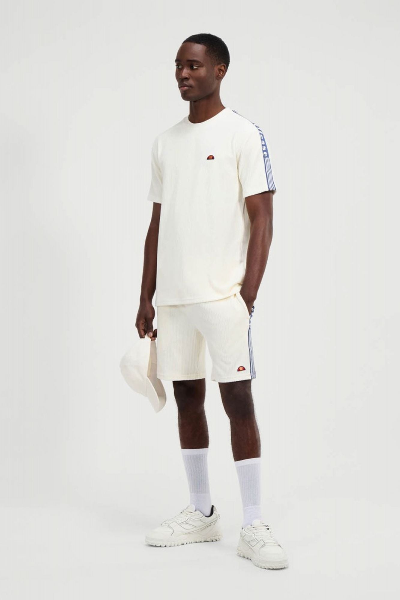 ELLESSE MADORI TEE en color BLANCO (4)