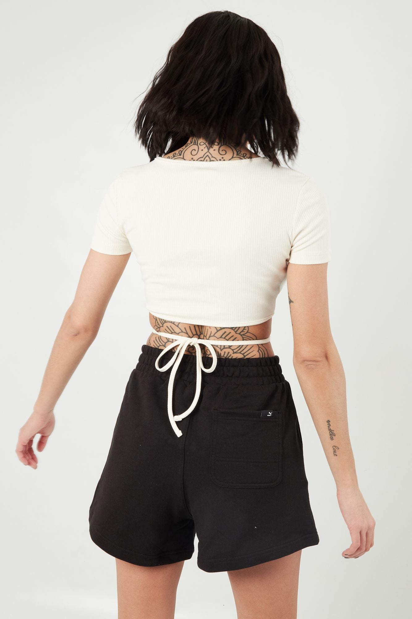 PUMA CLASSIC RIBBED TEE T SHIRT en color BLANCO (3)