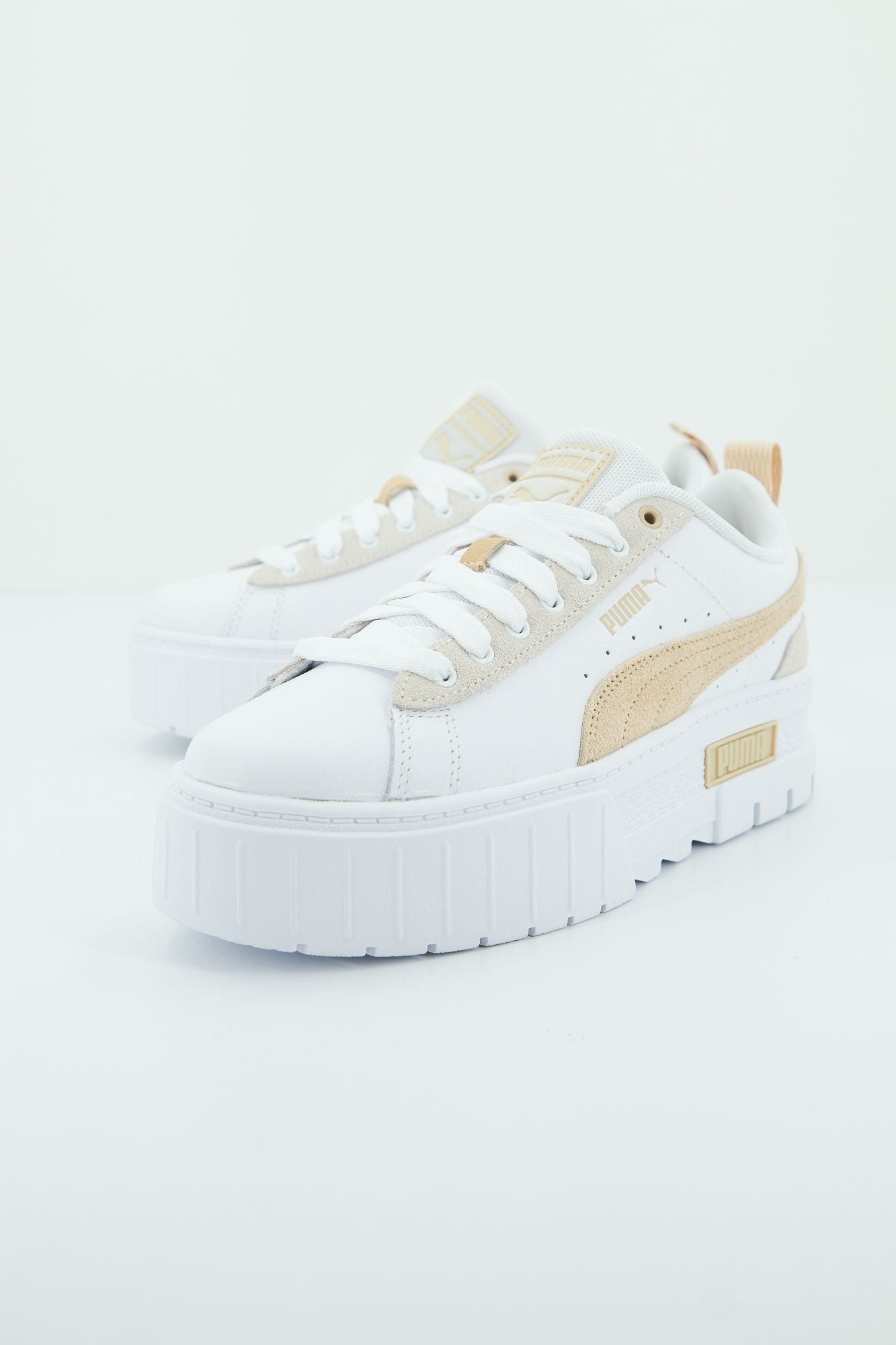 PUMA MAYZE MIX WNS en color BLANCO (1)