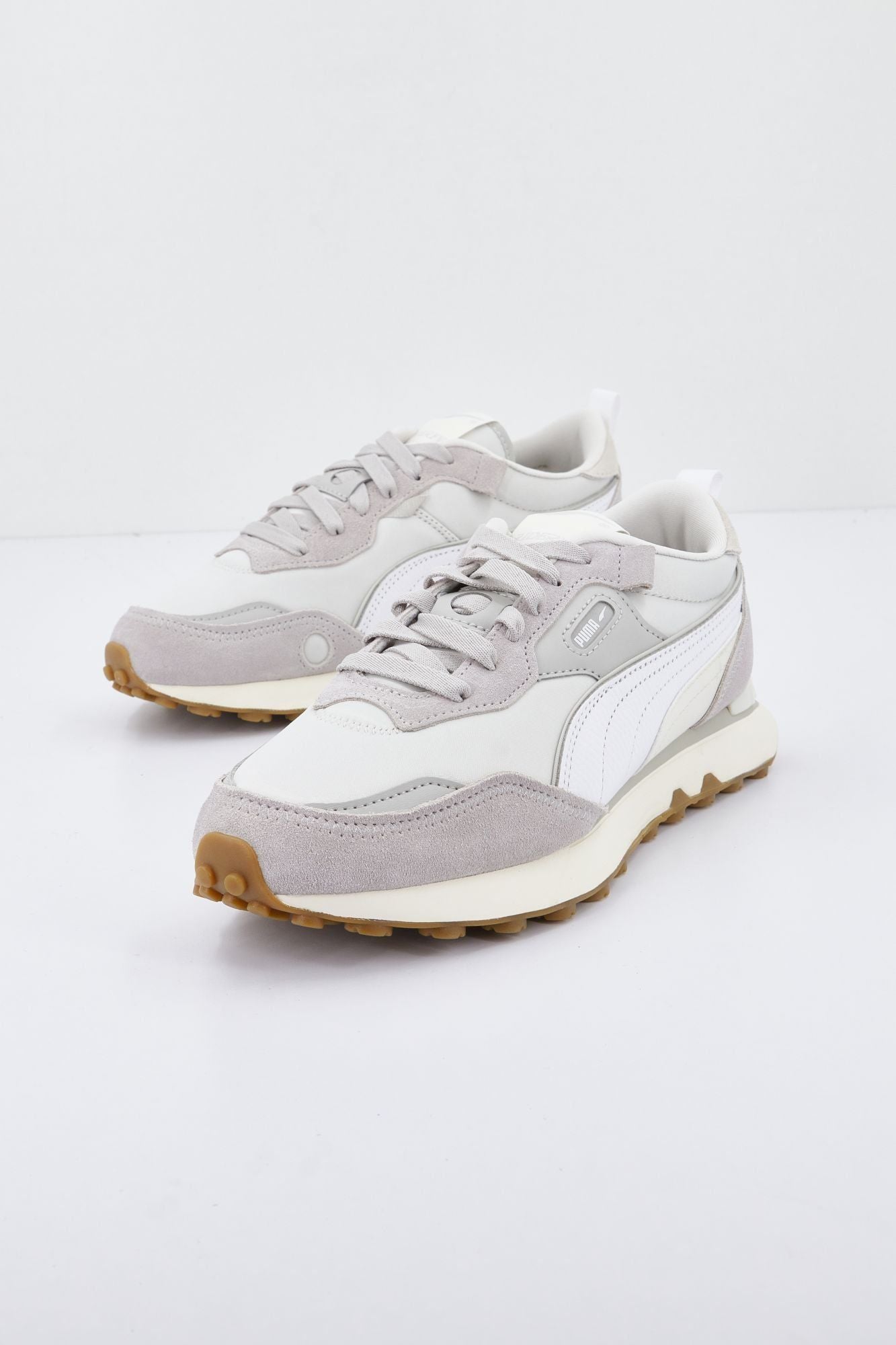 PUMA RIDER FV SOFT WNS en color GRIS (2)