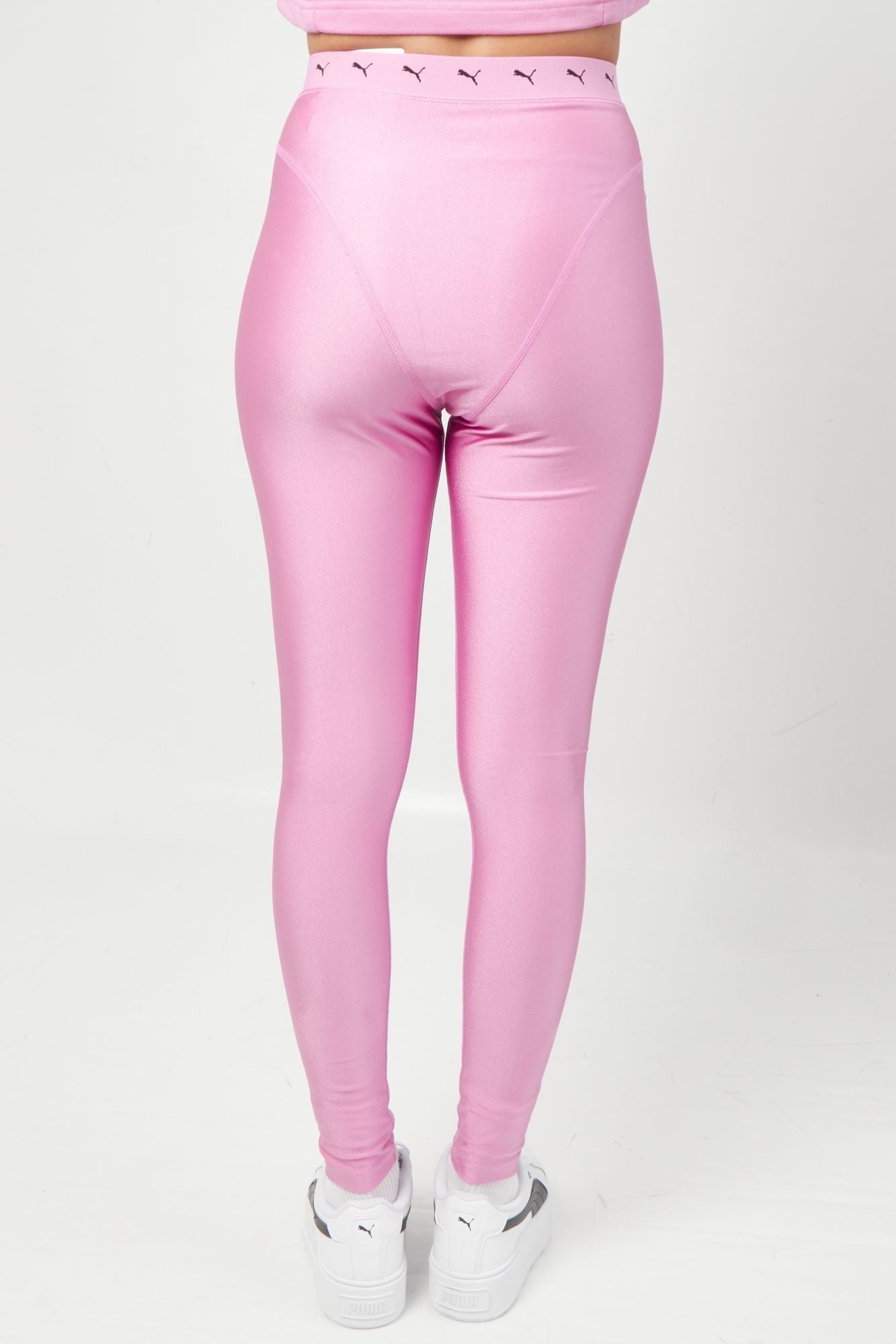 PUMA 53562950 en color ROSA (3)