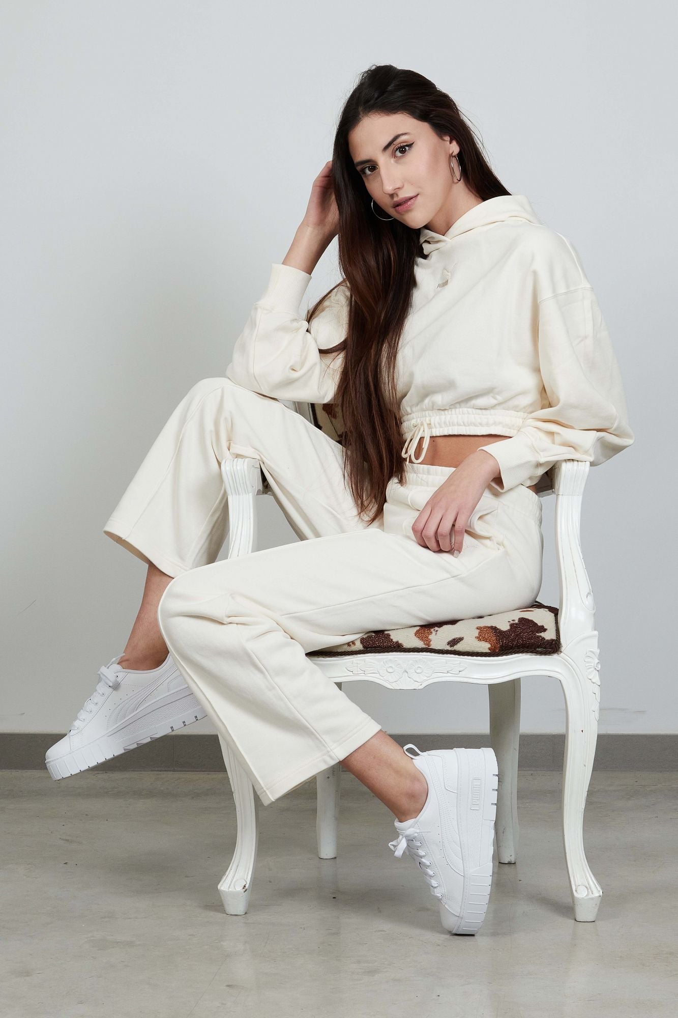 PUMA PANTALONES CLASSICS STRAIGHT SWEATPAN en color BLANCO (4)