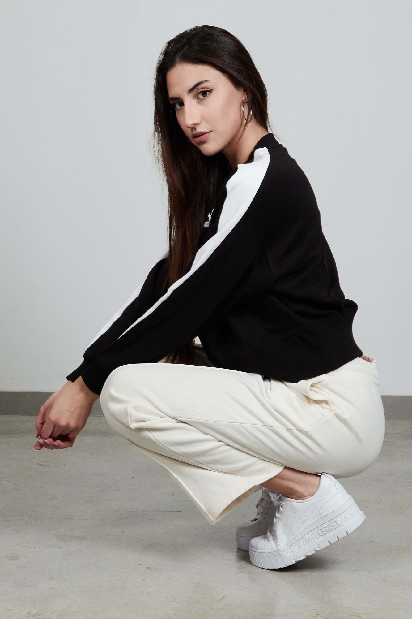 PUMA CREW en color NEGRO (4)