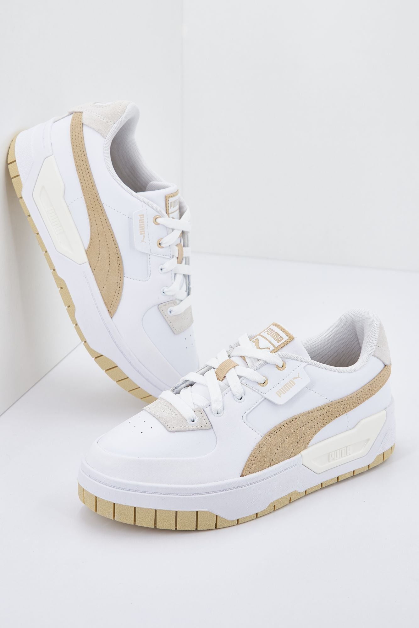 PUMA CALI DREAM COLORPOP en color BLANCO (1)