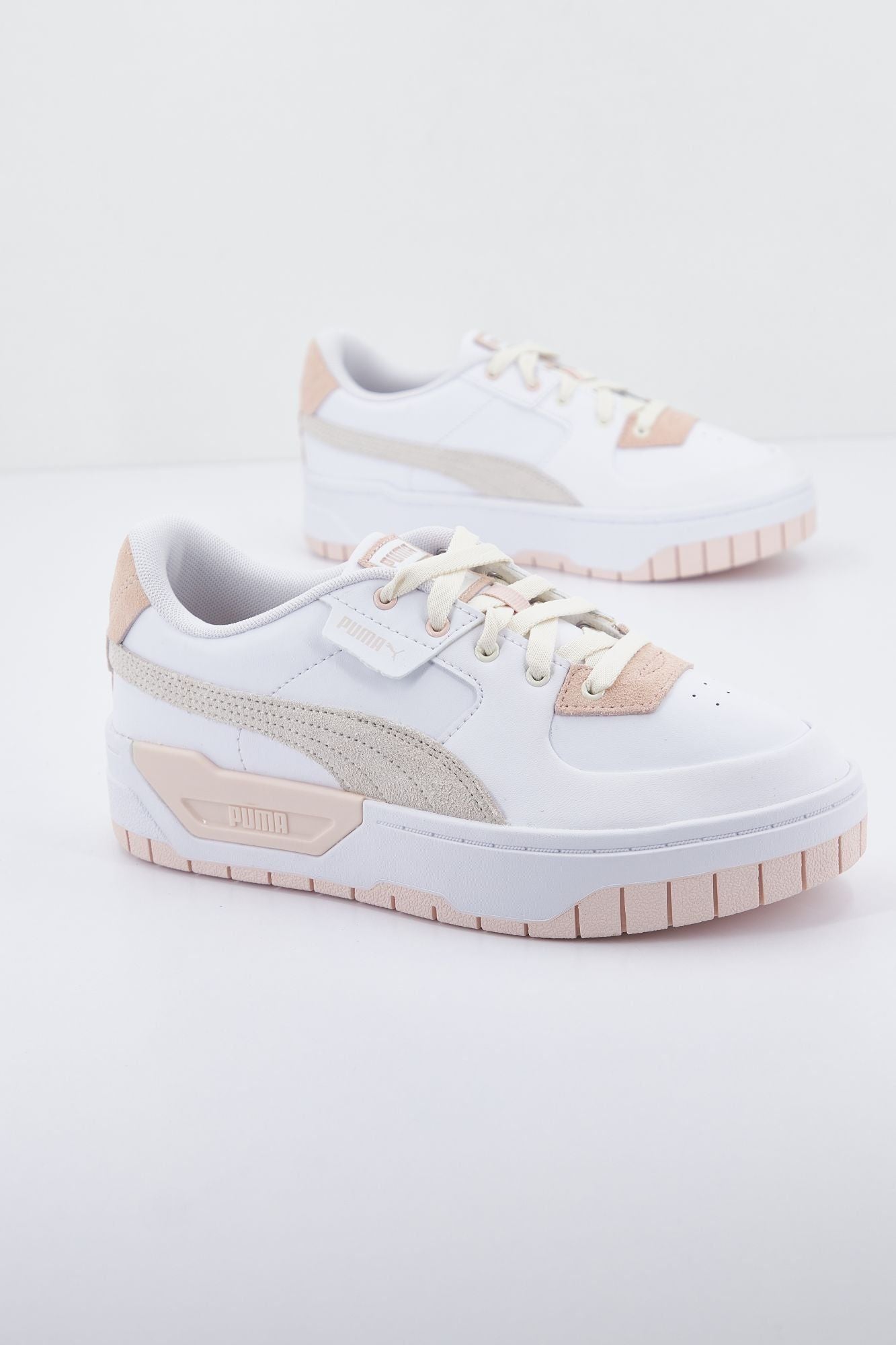 PUMA CALI DREAM COLORPOP en color BLANCO (2)