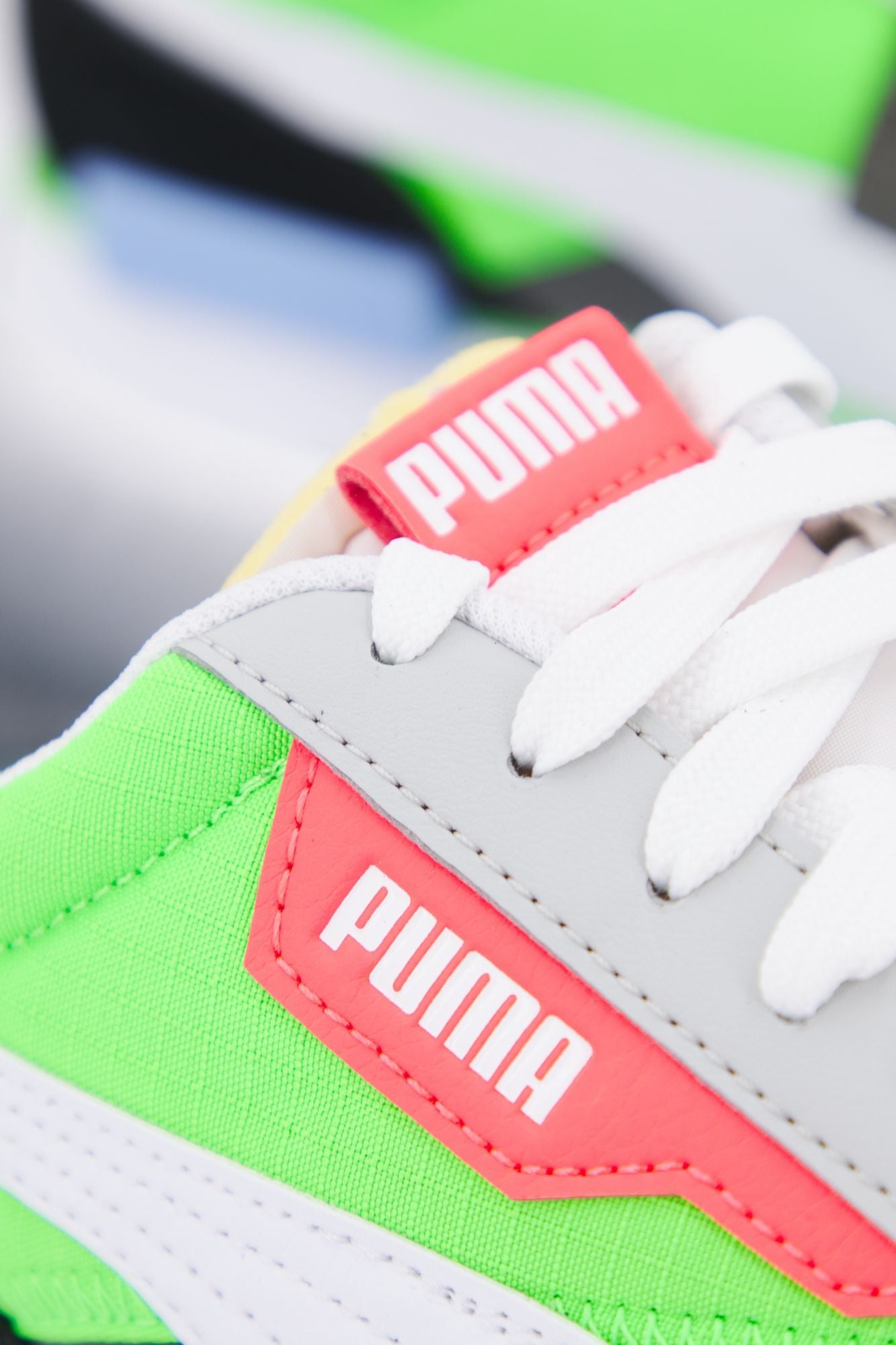 PUMA FUTURE RIDER PLAY ON en color MULTICOLOR (4)