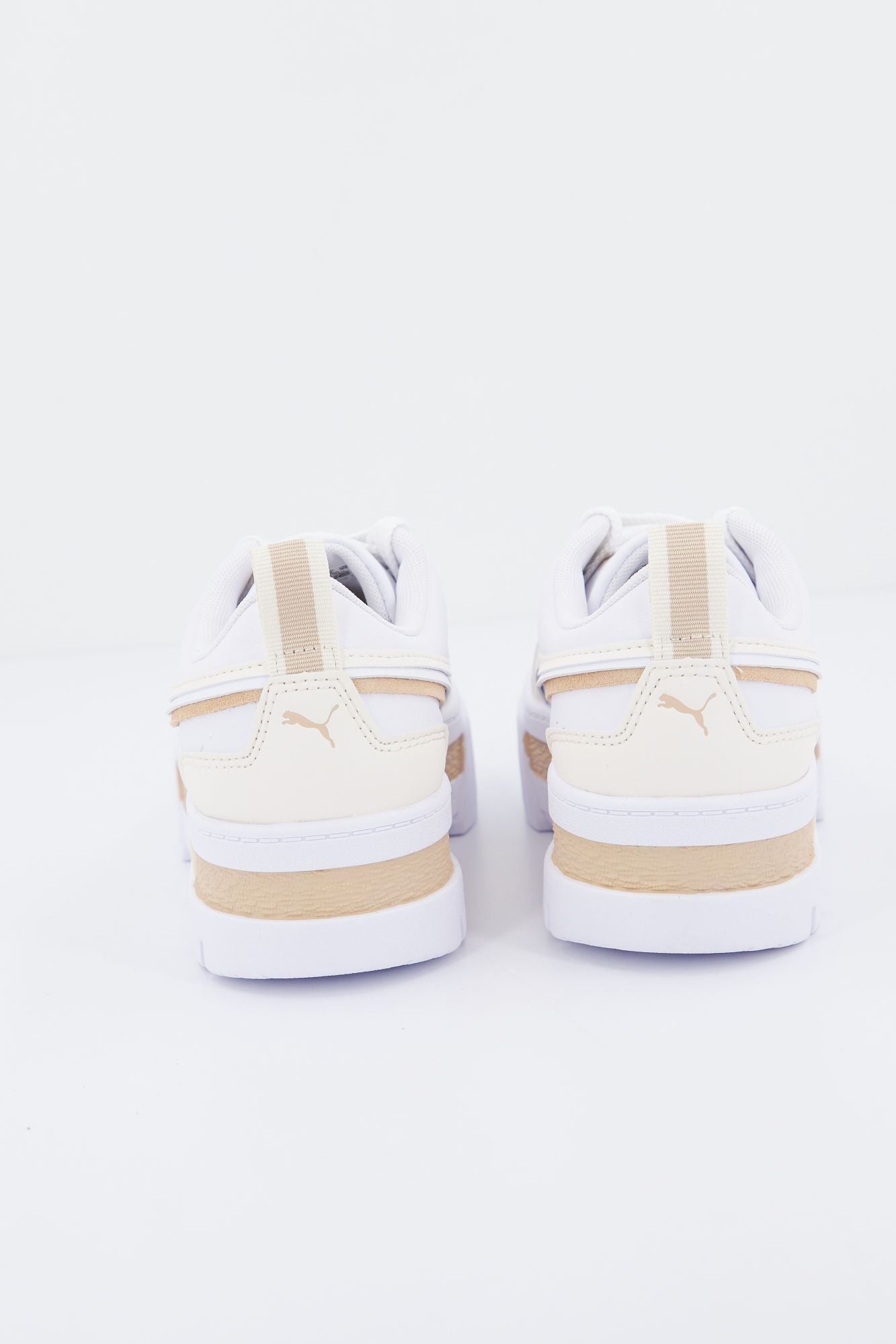PUMA MAYZE FS INTEREST WNS en color BLANCO (3)