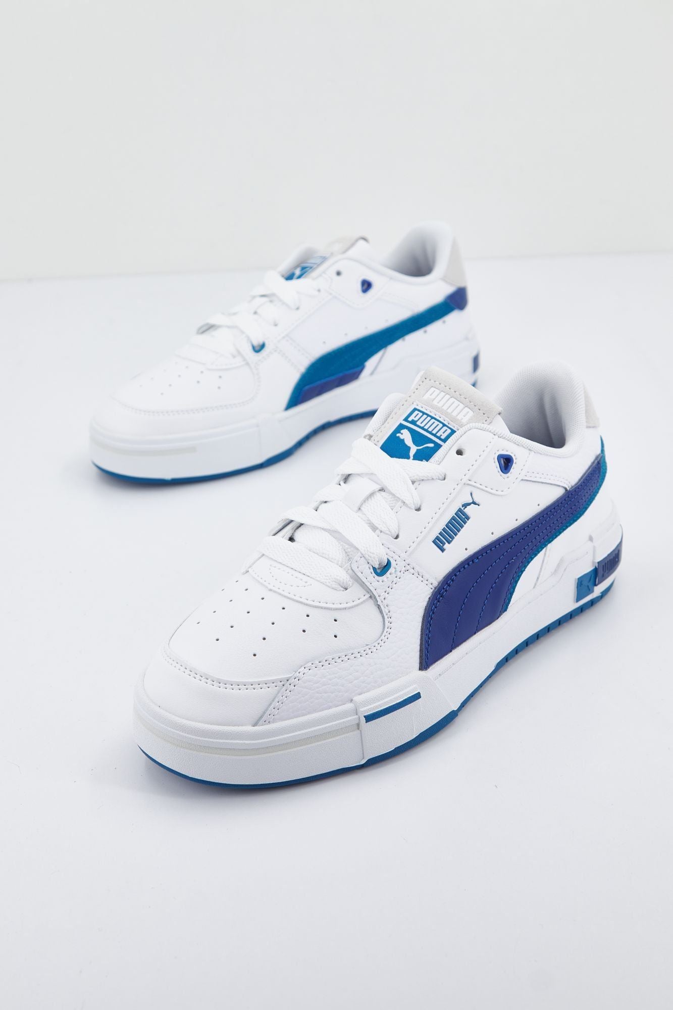 PUMA CA PRO GLITCH en color BLANCO (2)