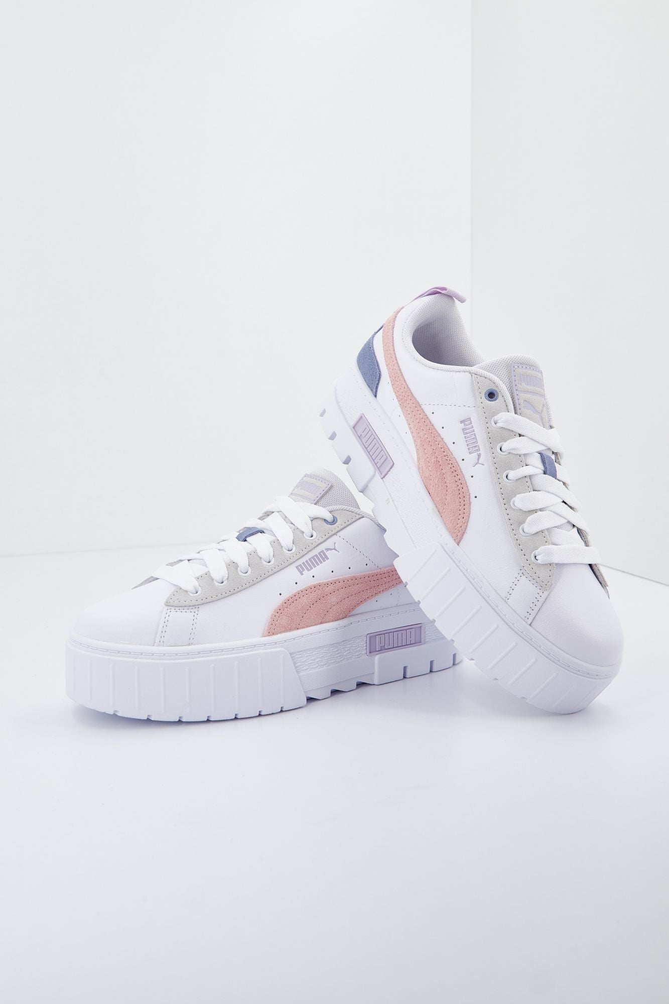 PUMA MAYZE MIX WNS en color BLANCO (3)