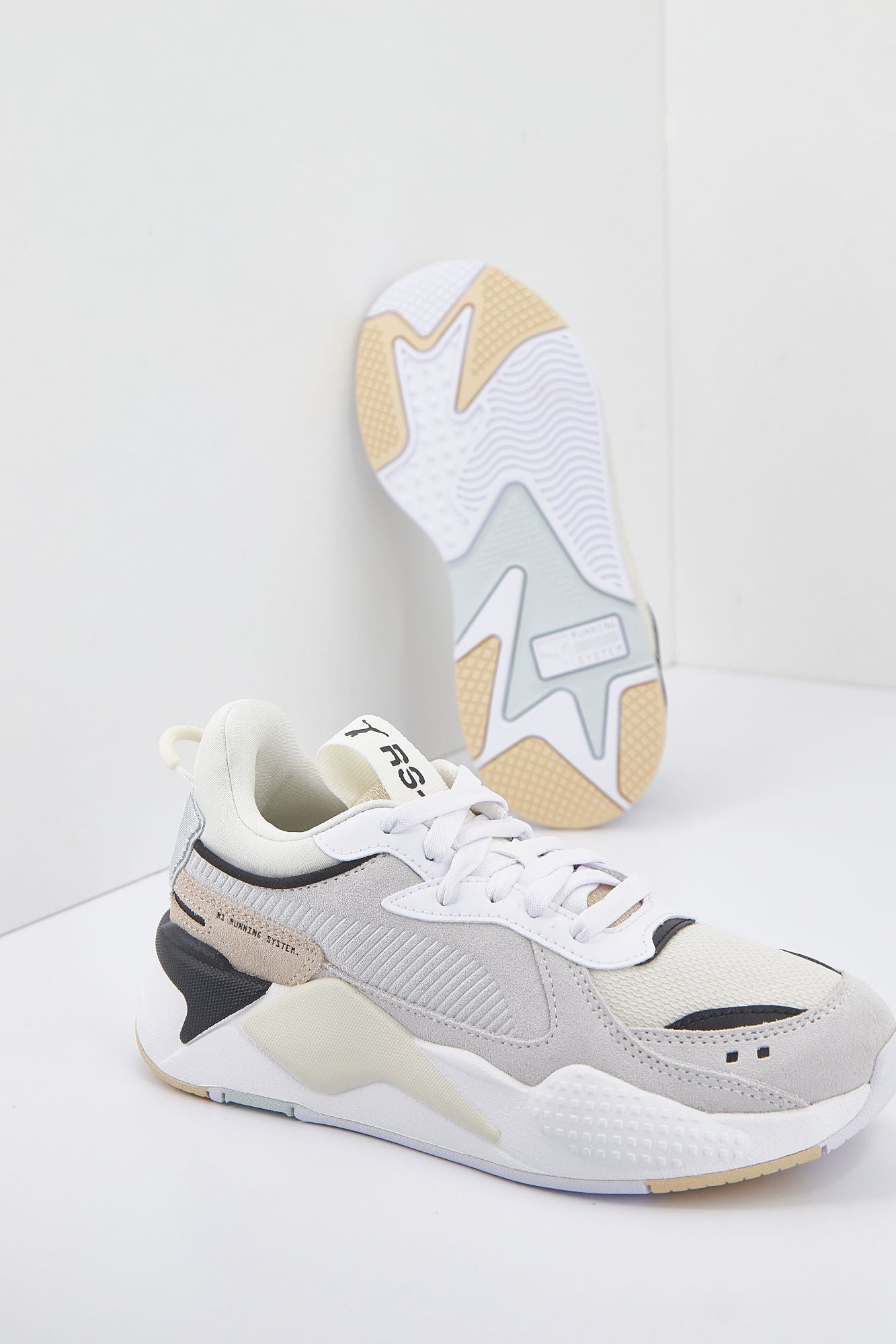 PUMA RS-X REINVENT en color BEIS (2)