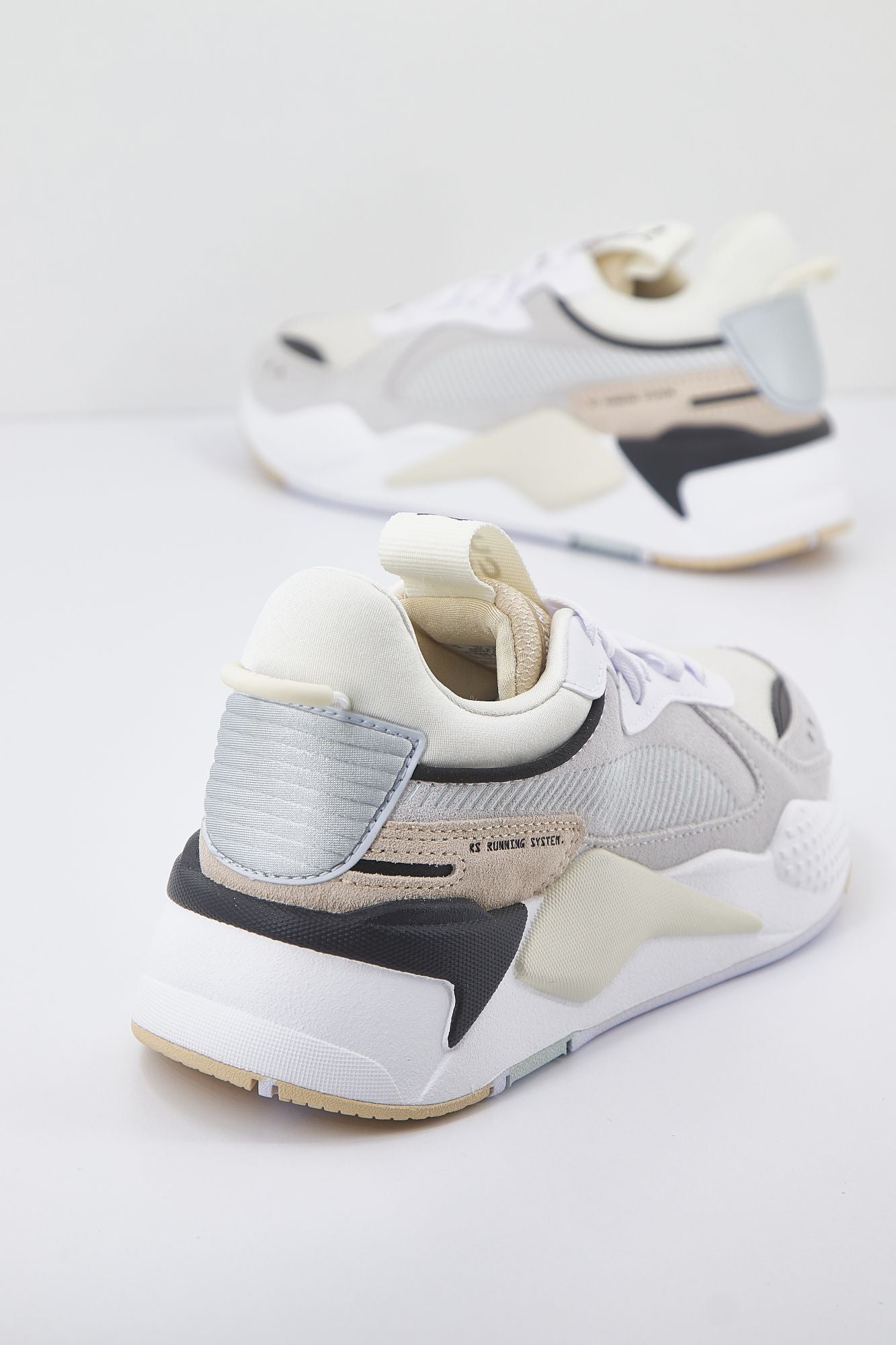 PUMA RS-X REINVENT en color BEIS (3)
